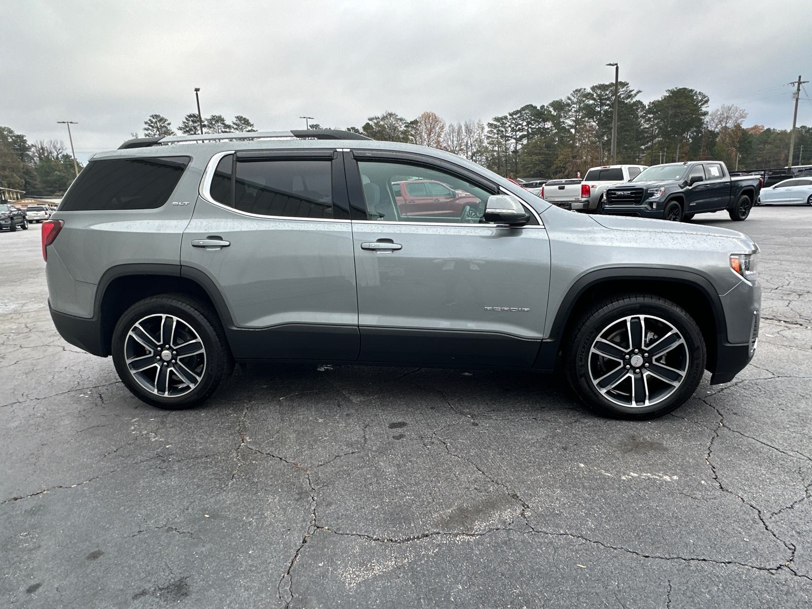 2023 GMC Acadia SLT 6