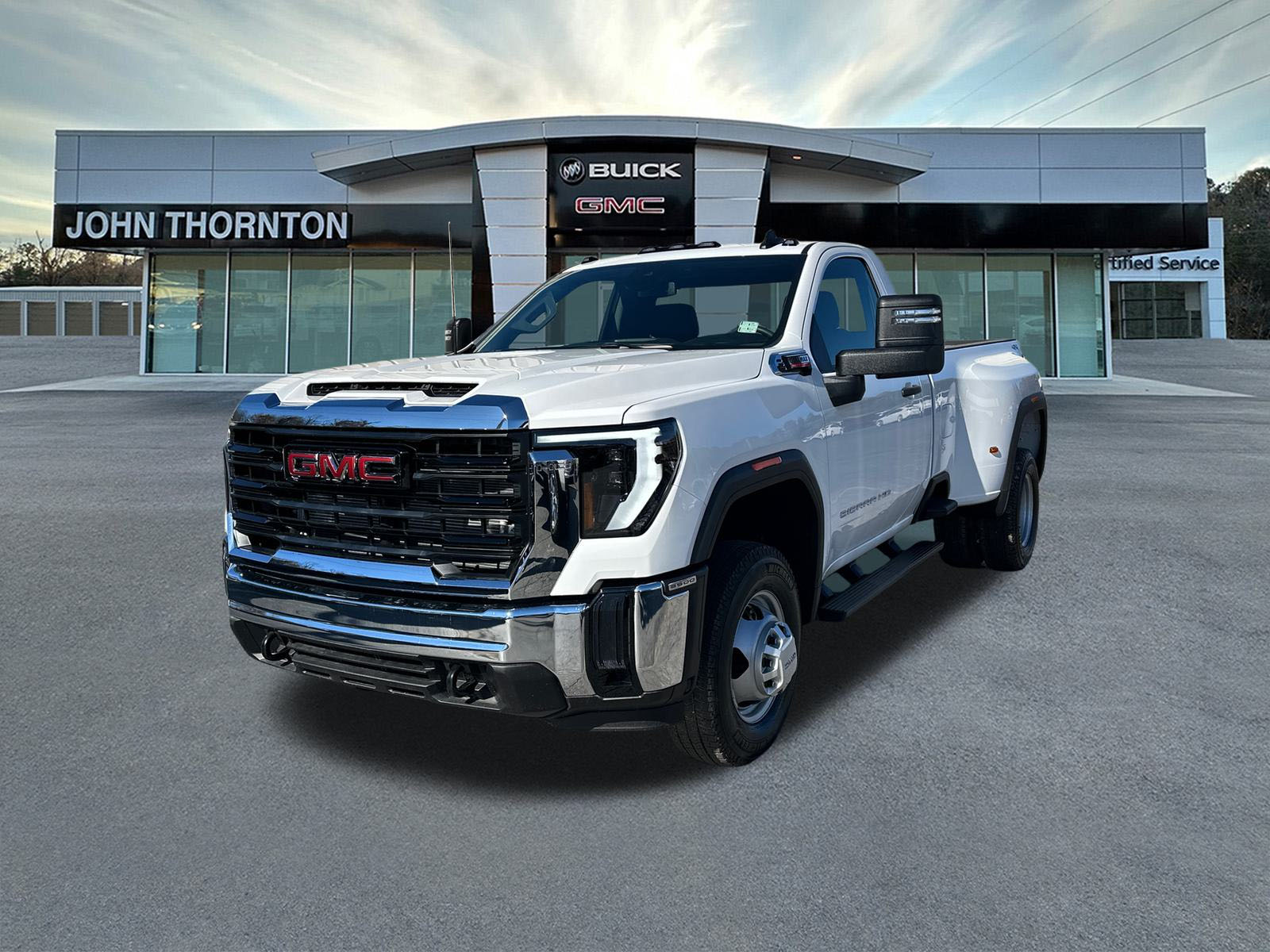 2024 GMC Sierra 3500HD Pro 2