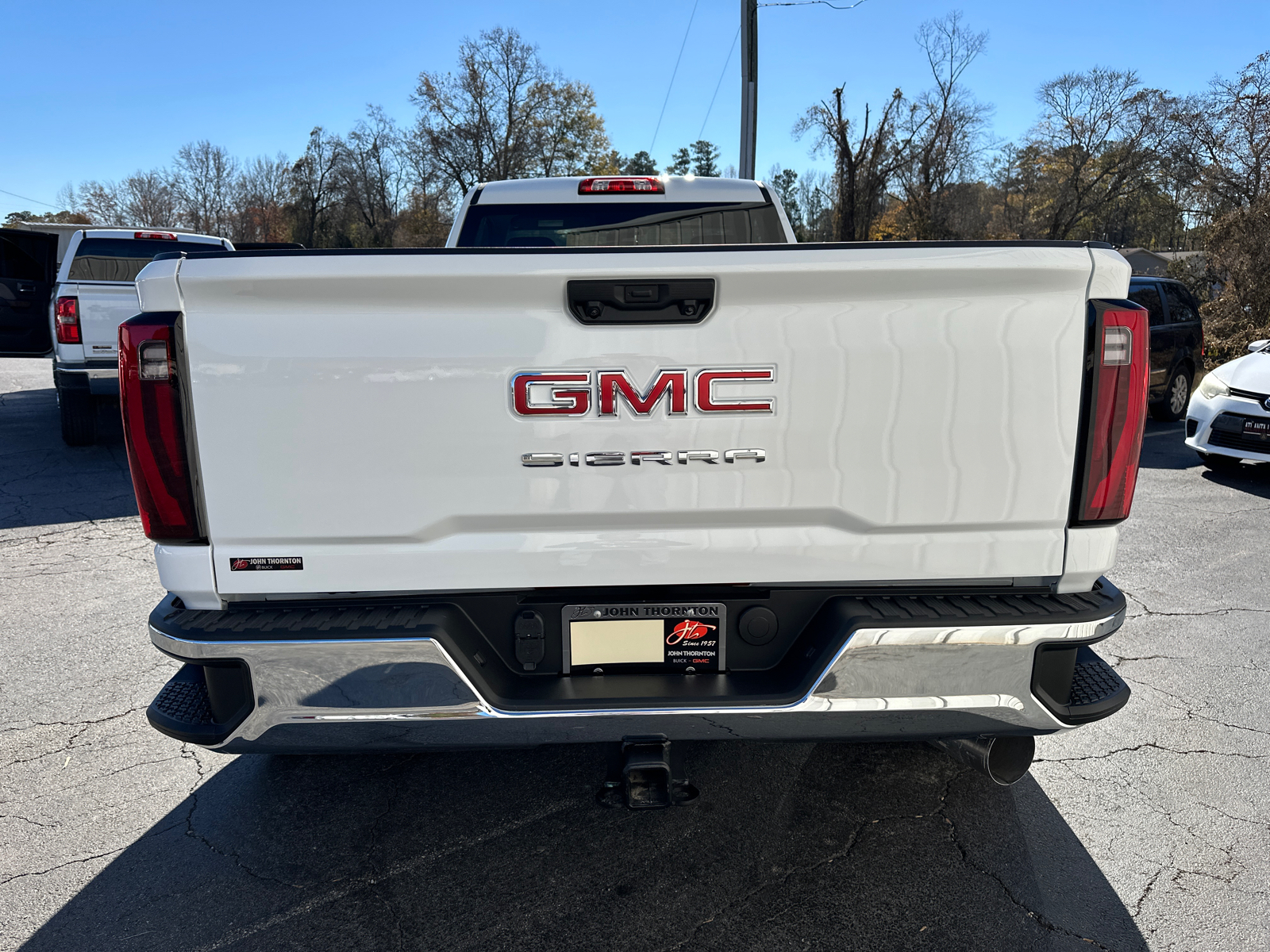 2024 GMC Sierra 3500HD Pro 8