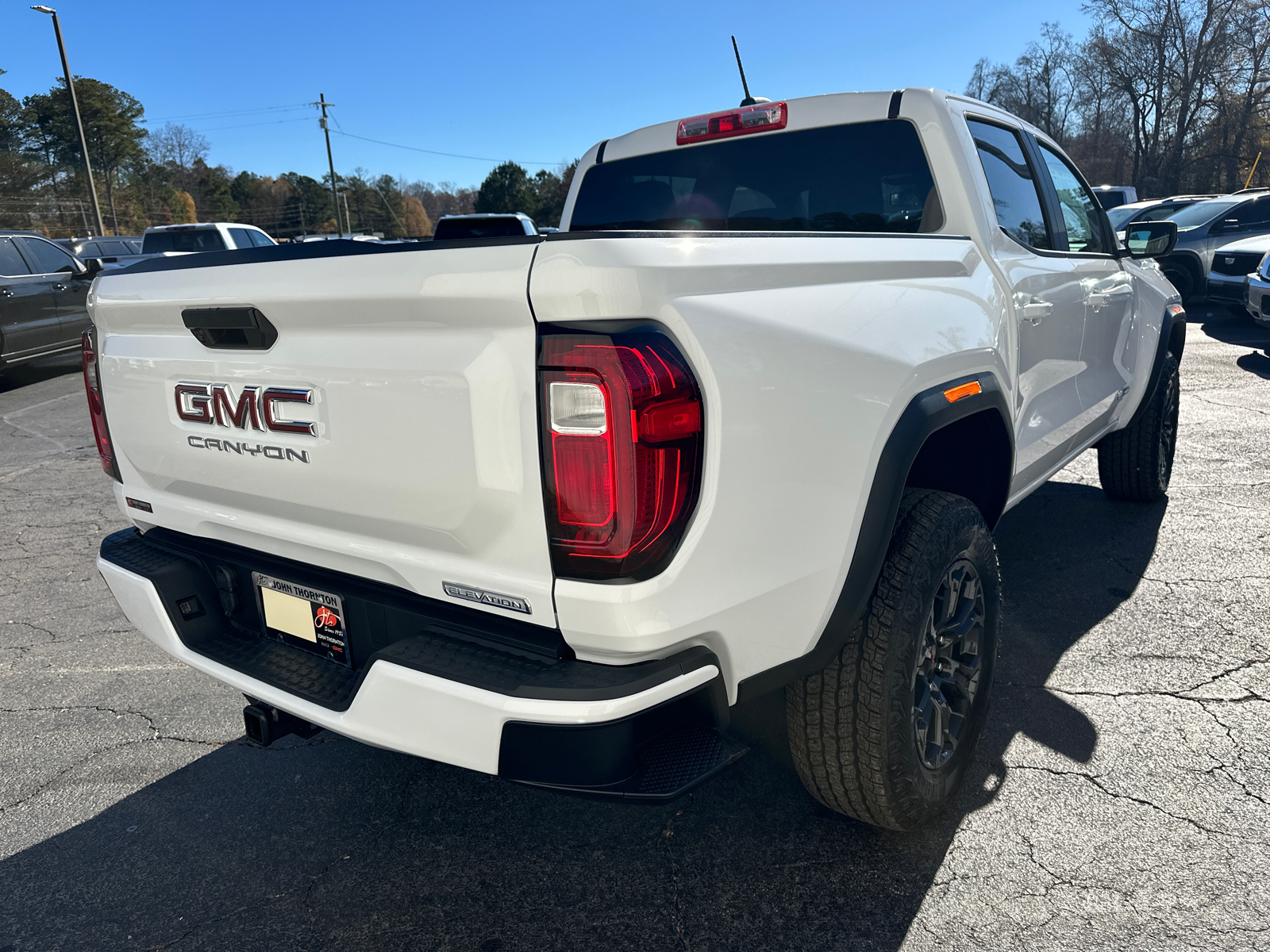 2024 GMC Canyon Elevation 7