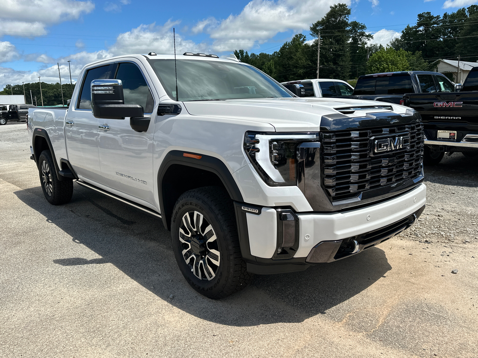 2024 GMC Sierra 2500HD Denali Ultimate 4