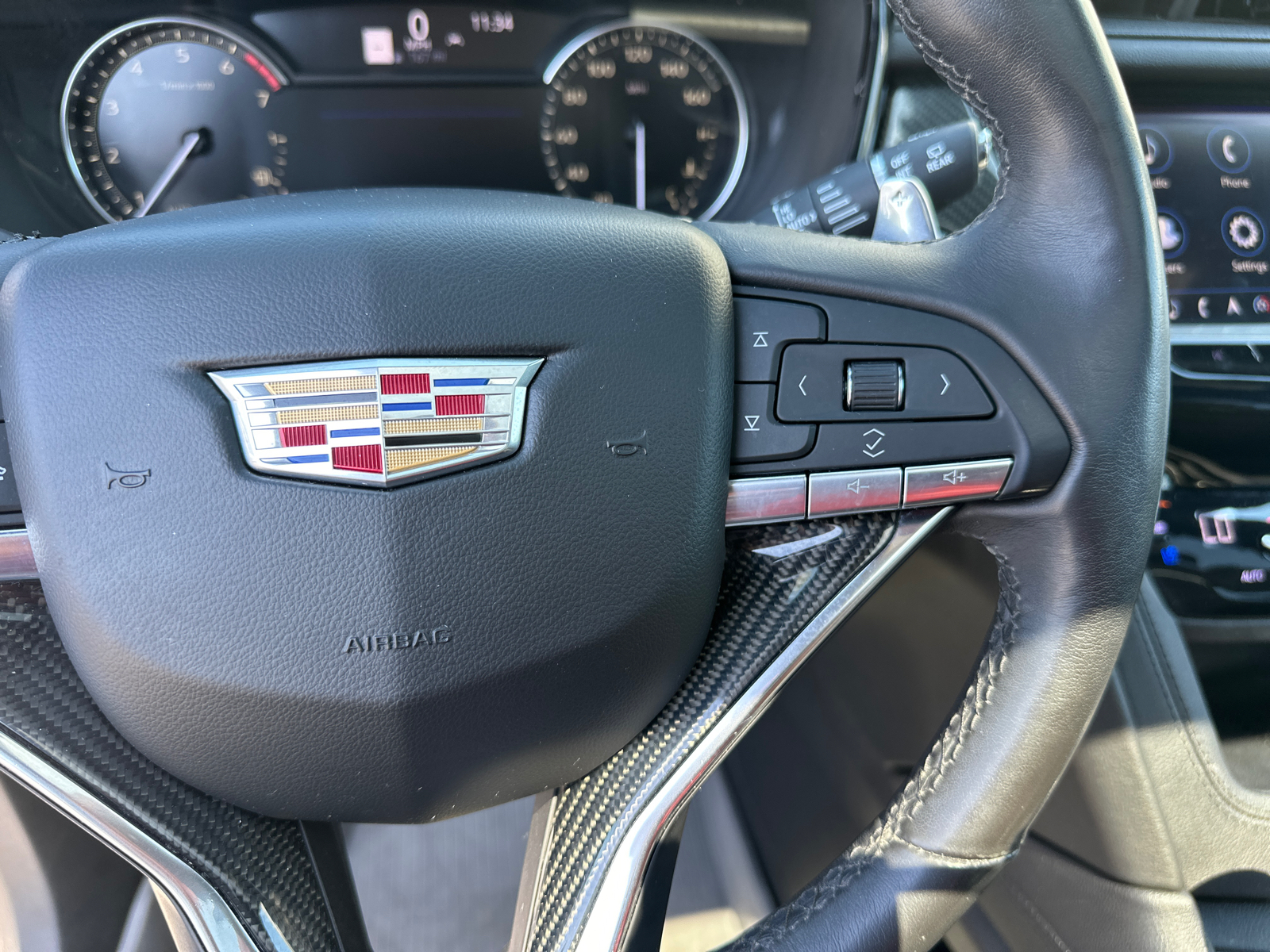 2020 Cadillac XT6 Sport 32