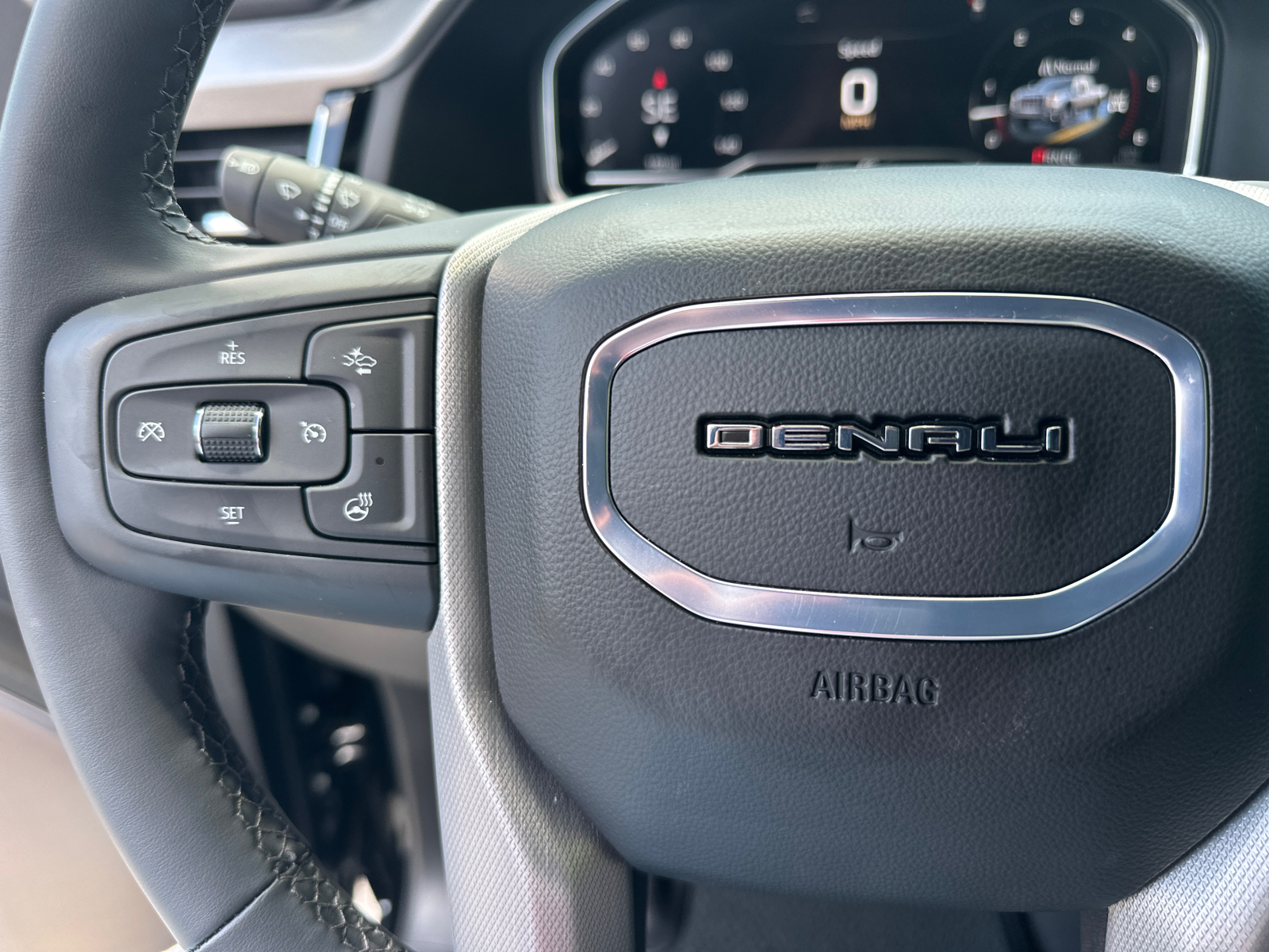 2024 GMC Sierra 2500HD Denali 26