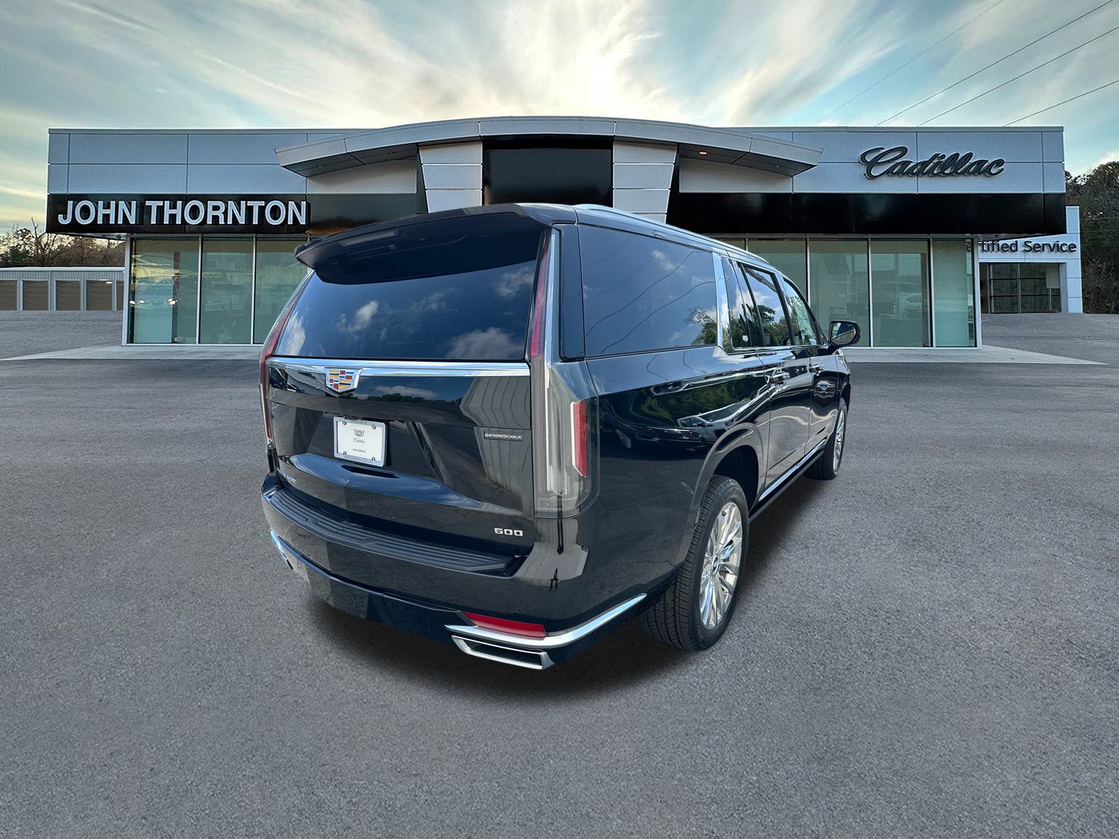 2024 Cadillac Escalade ESV Premium 5