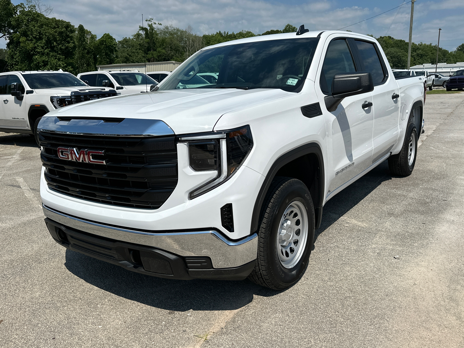 2024 GMC Sierra 1500 Pro 3