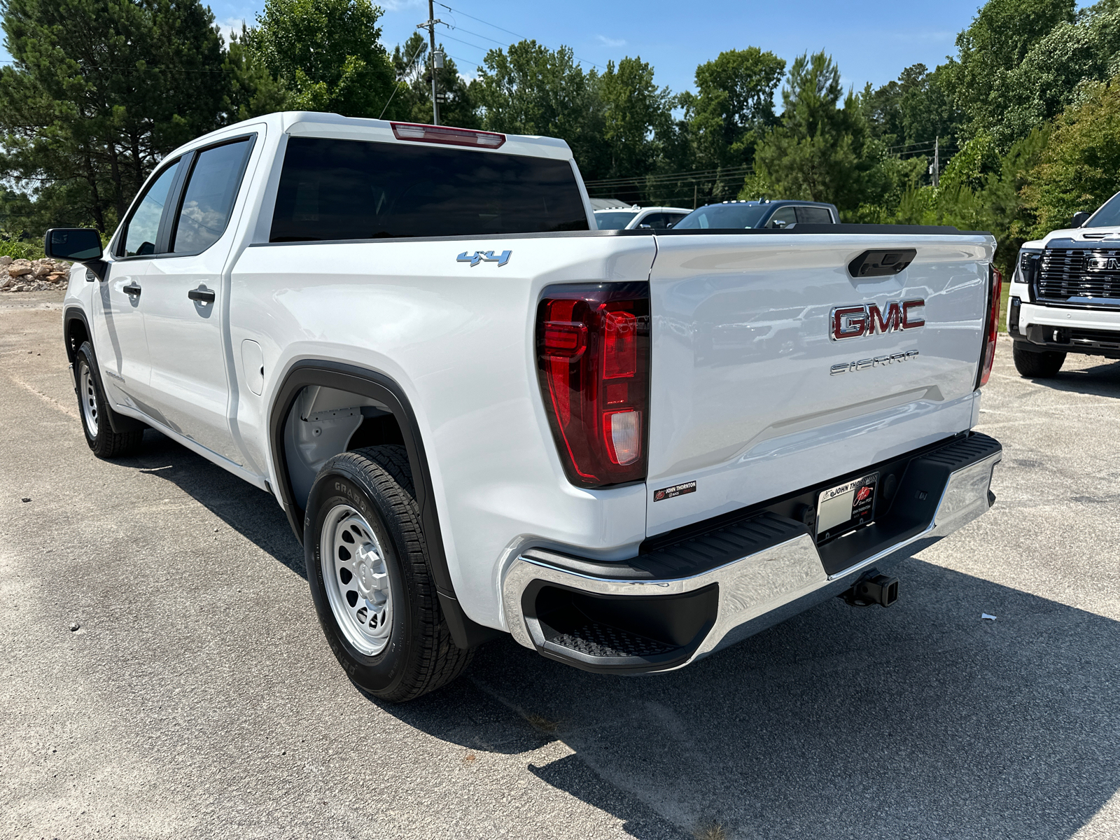 2024 GMC Sierra 1500 Pro 9