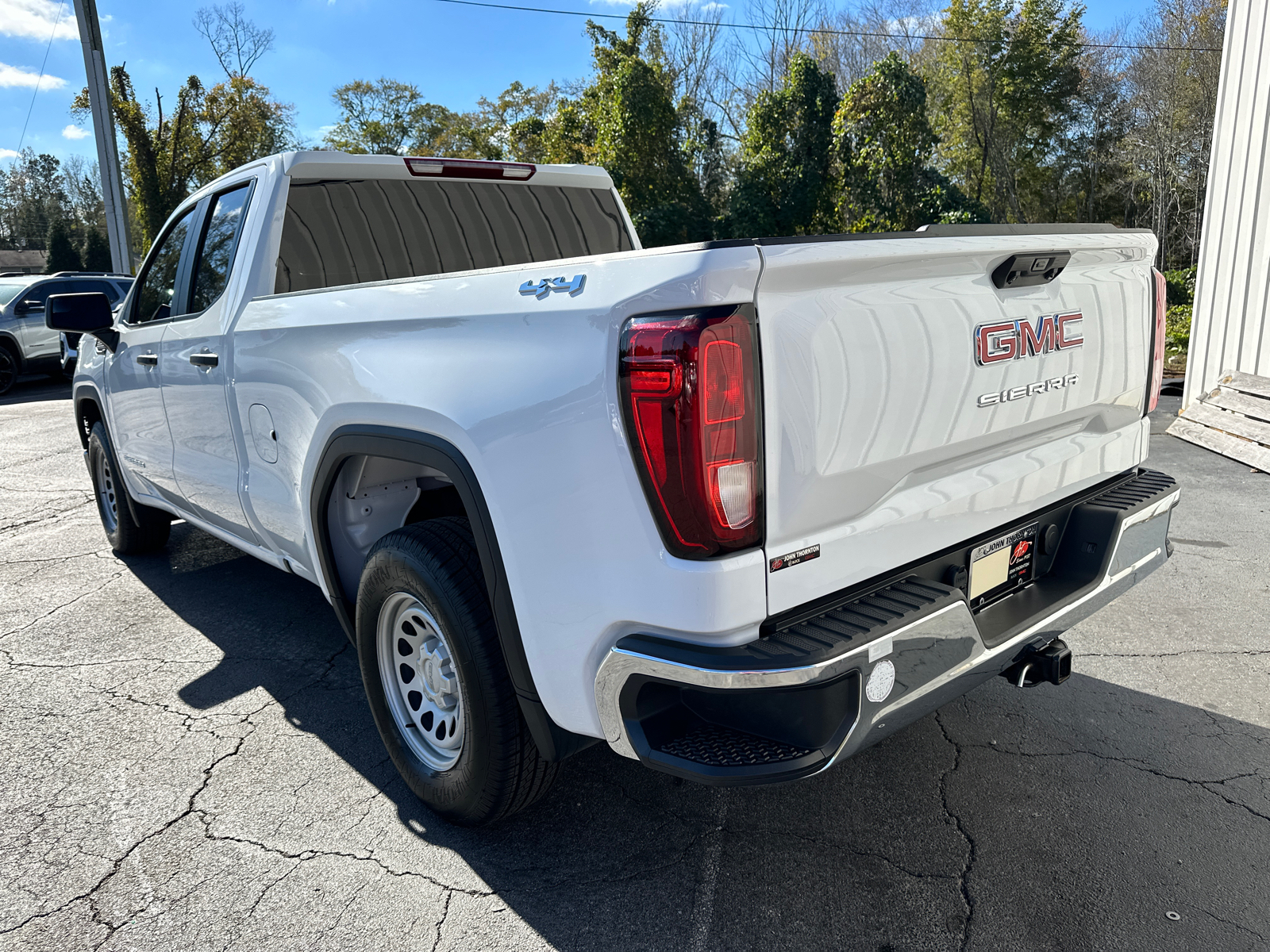 2023 GMC Sierra 1500 Pro 9