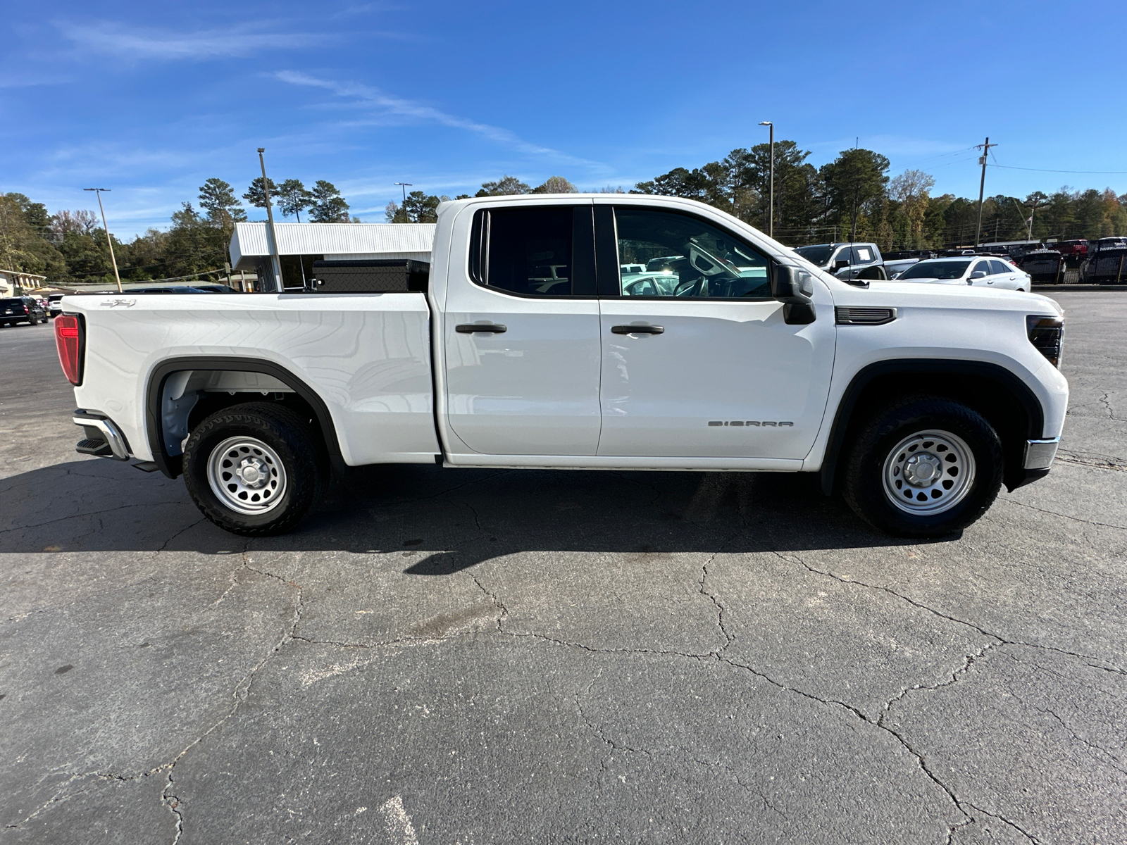 2023 GMC Sierra 1500 Pro 6