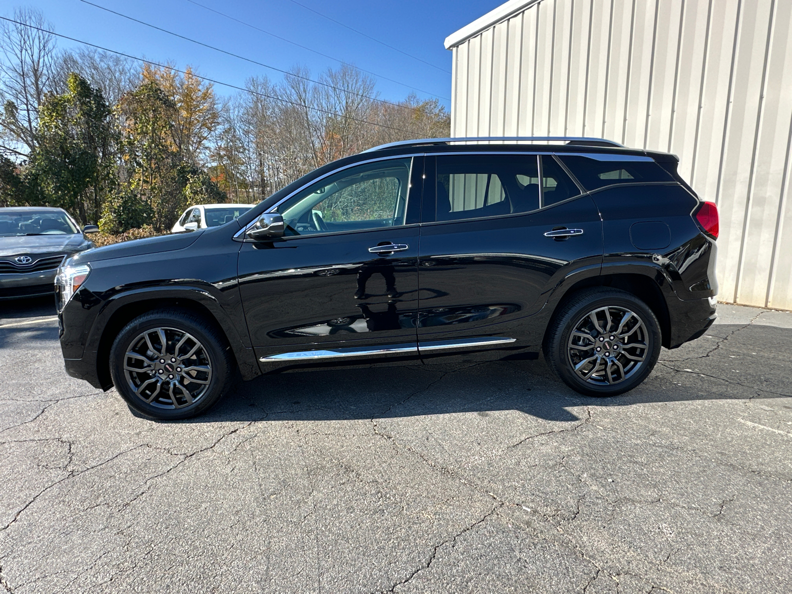 2024 GMC Terrain Denali 9