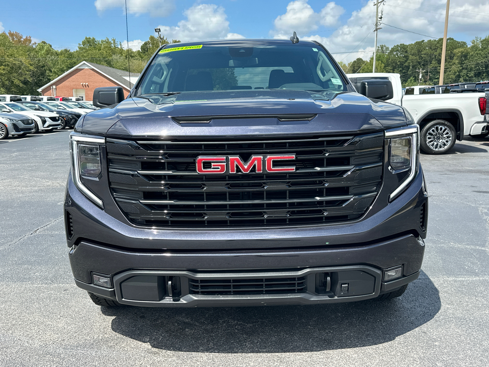 2024 GMC Sierra 1500 Elevation 3