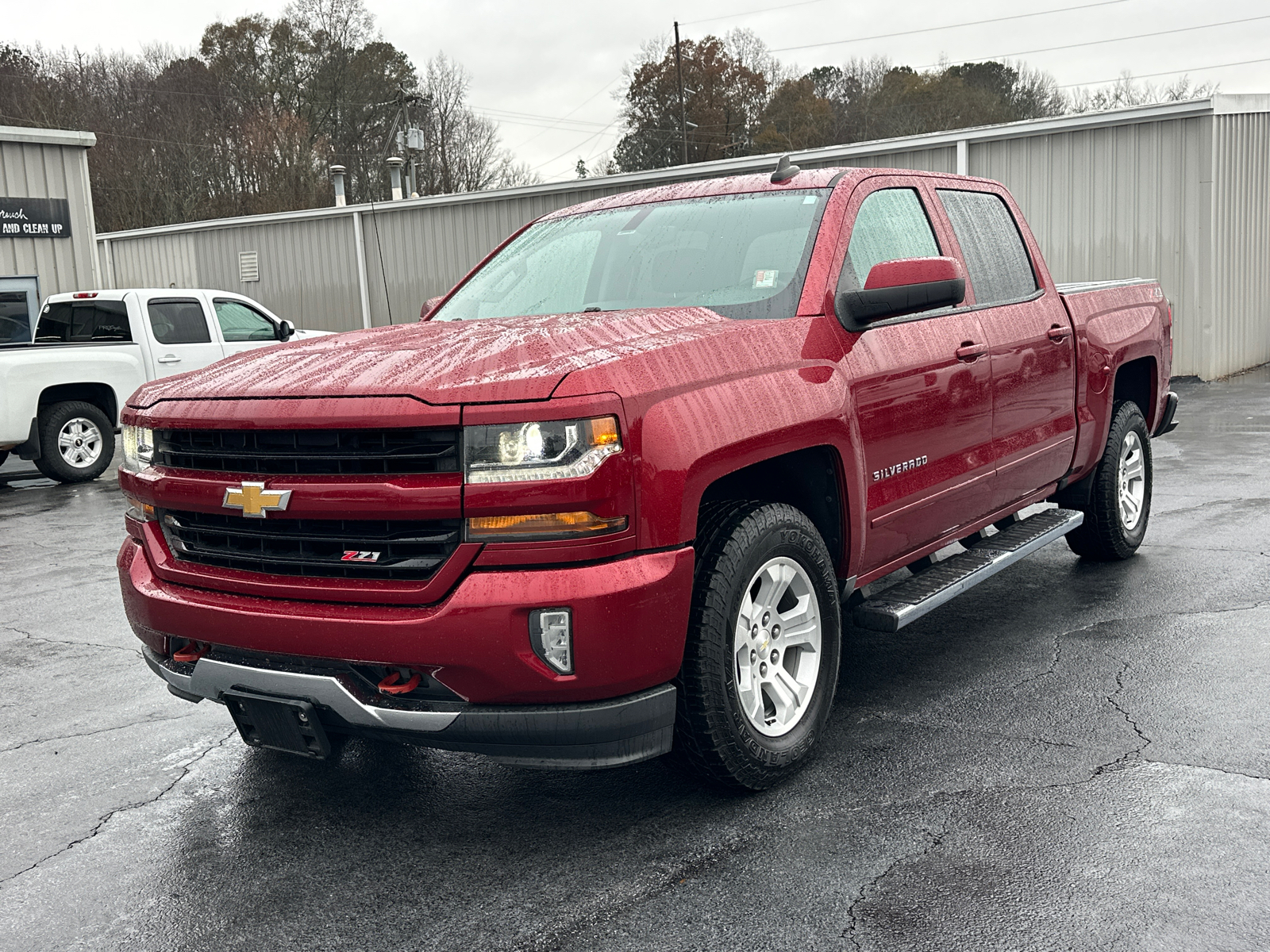 2018 Chevrolet Silverado 1500 LT 2