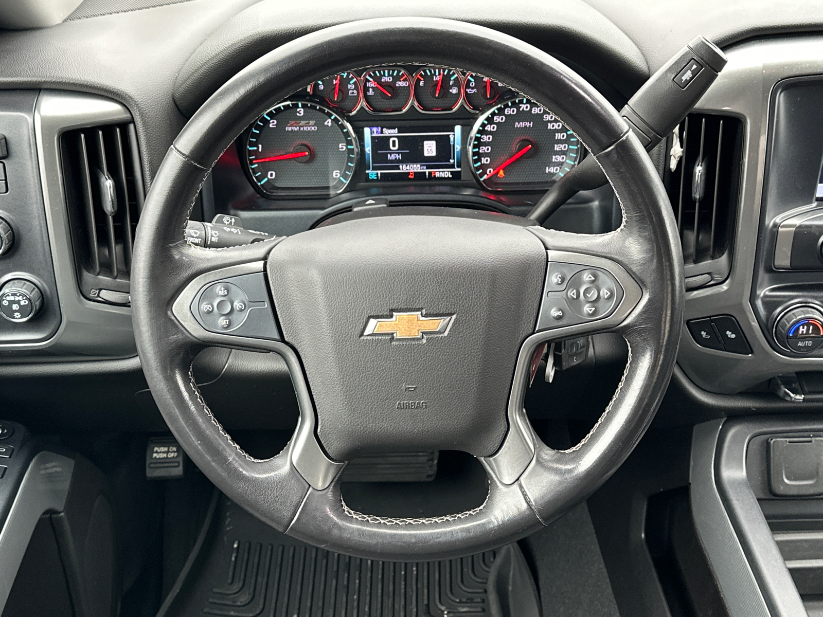 2018 Chevrolet Silverado 1500 LT 24