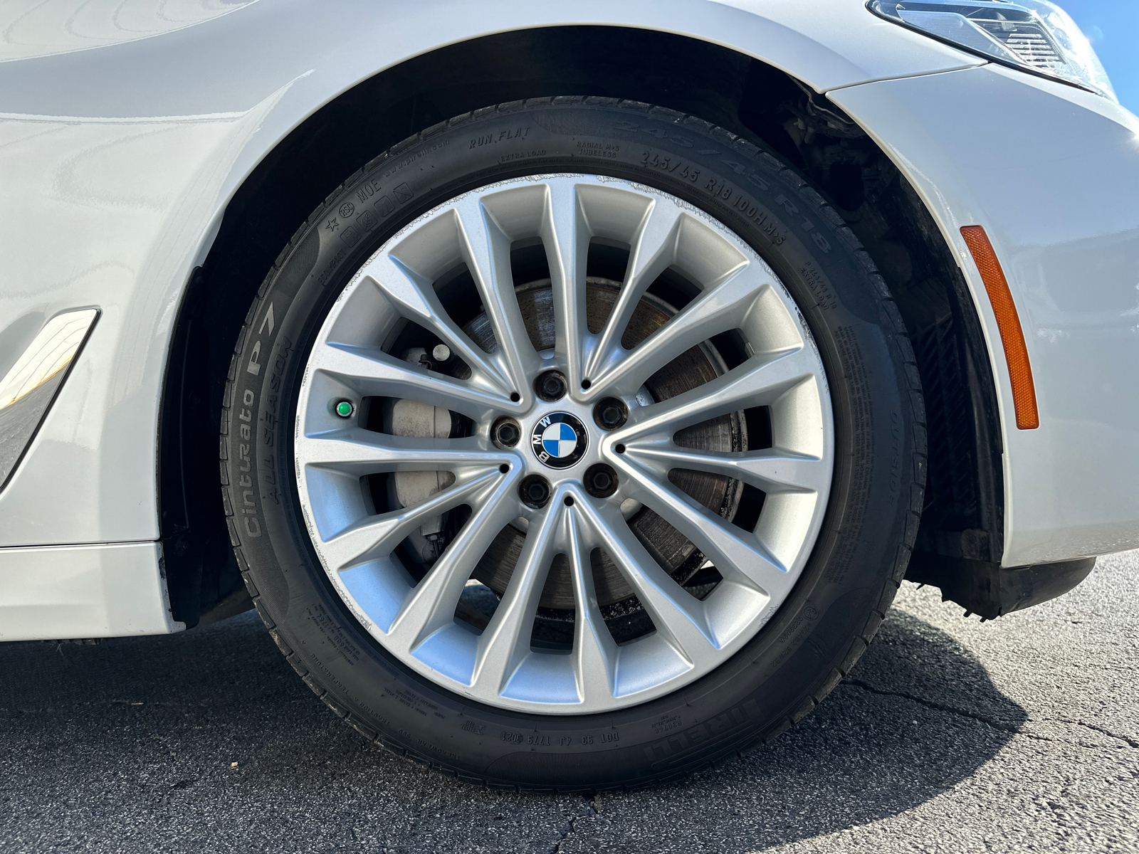 2021 BMW 5 Series 530i 14