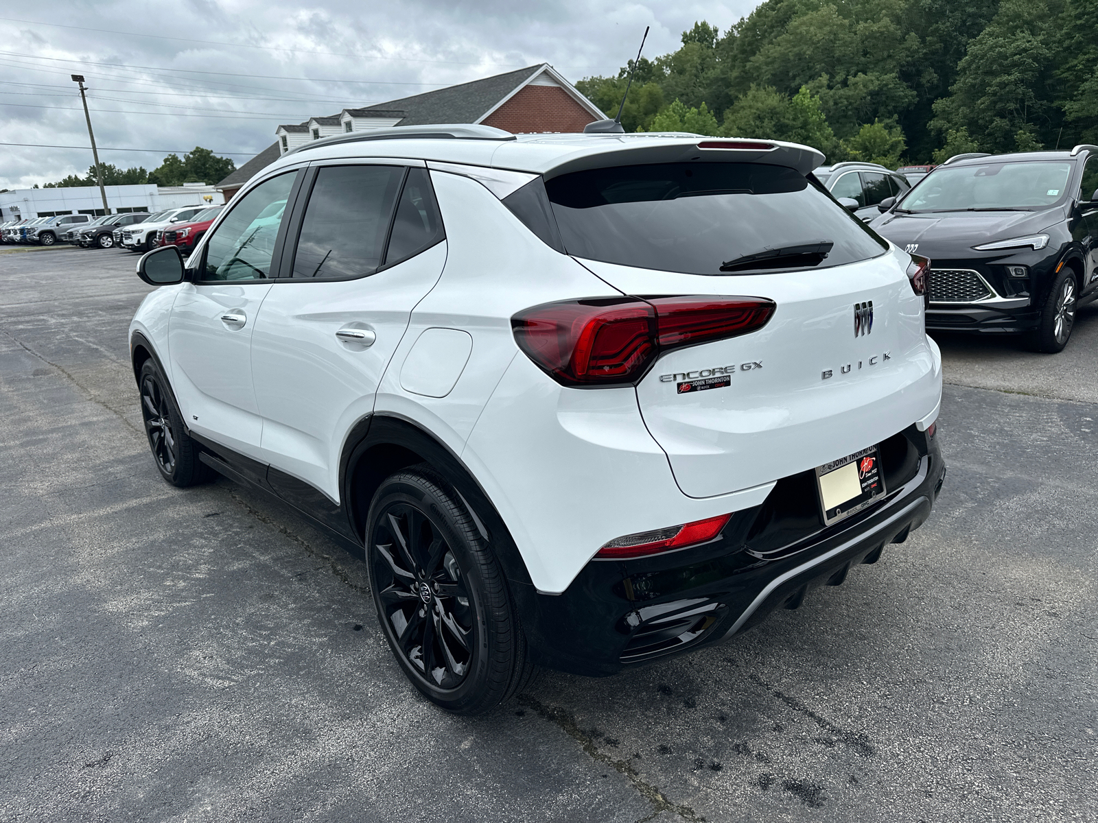 2025 Buick Encore GX Sport Touring 8