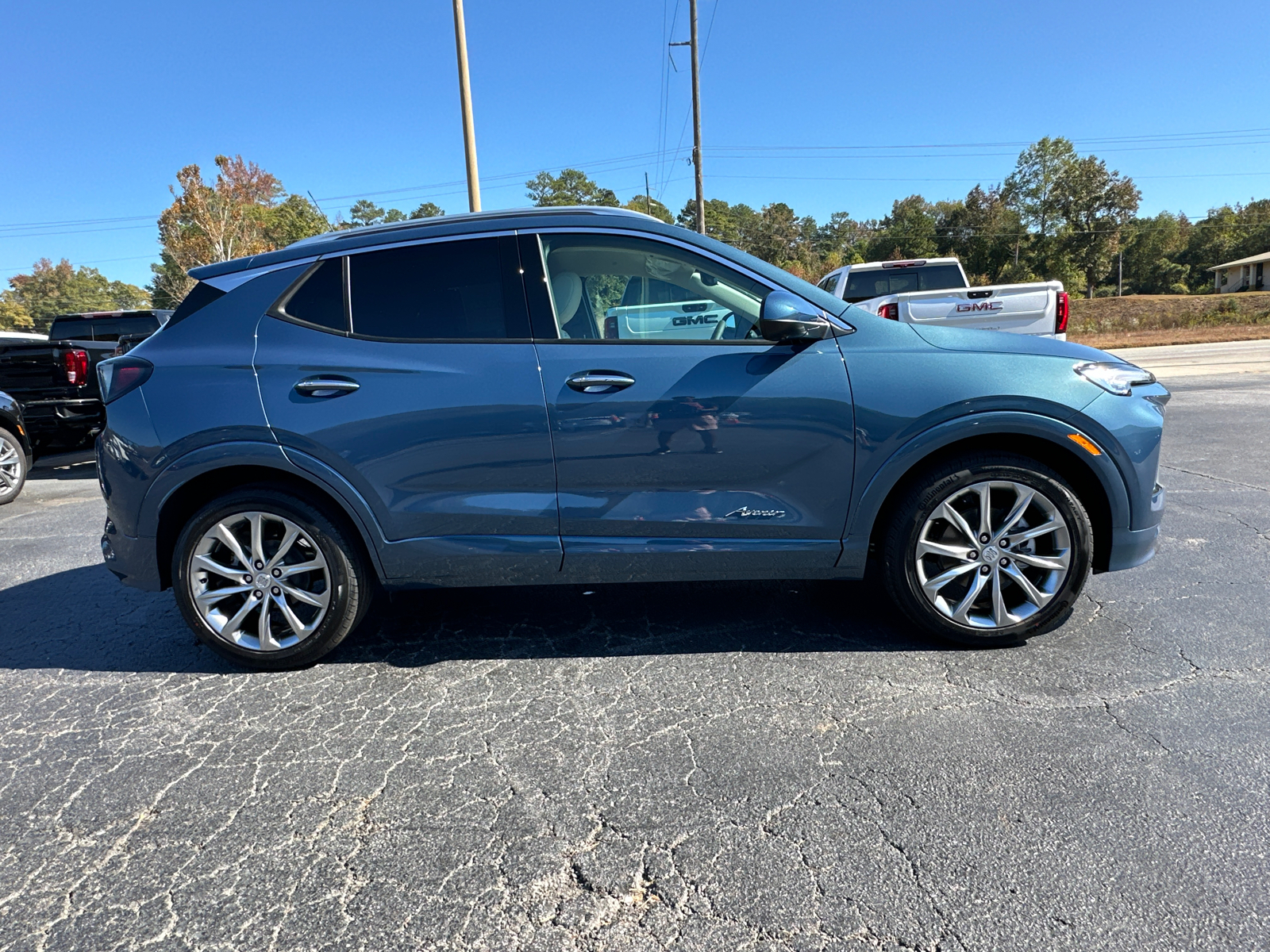 2025 Buick Encore GX Avenir 5