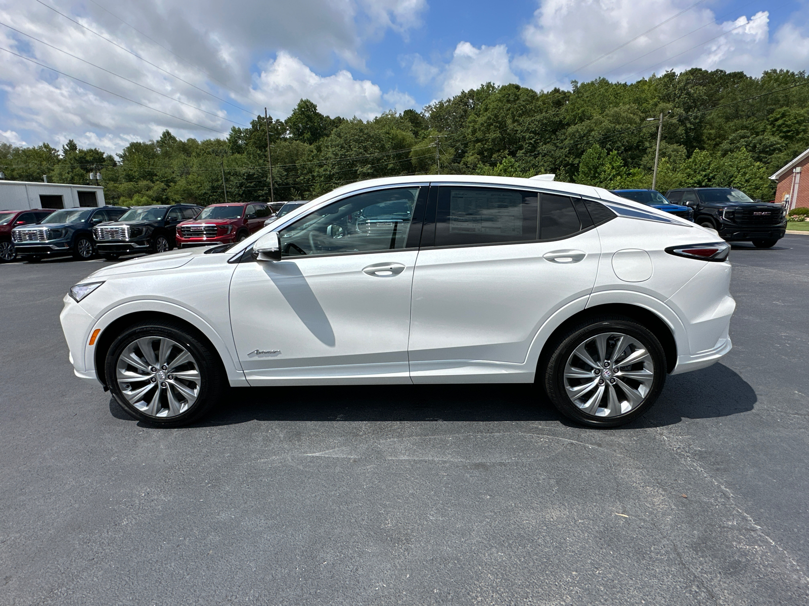 2025 Buick Envista Avenir 9