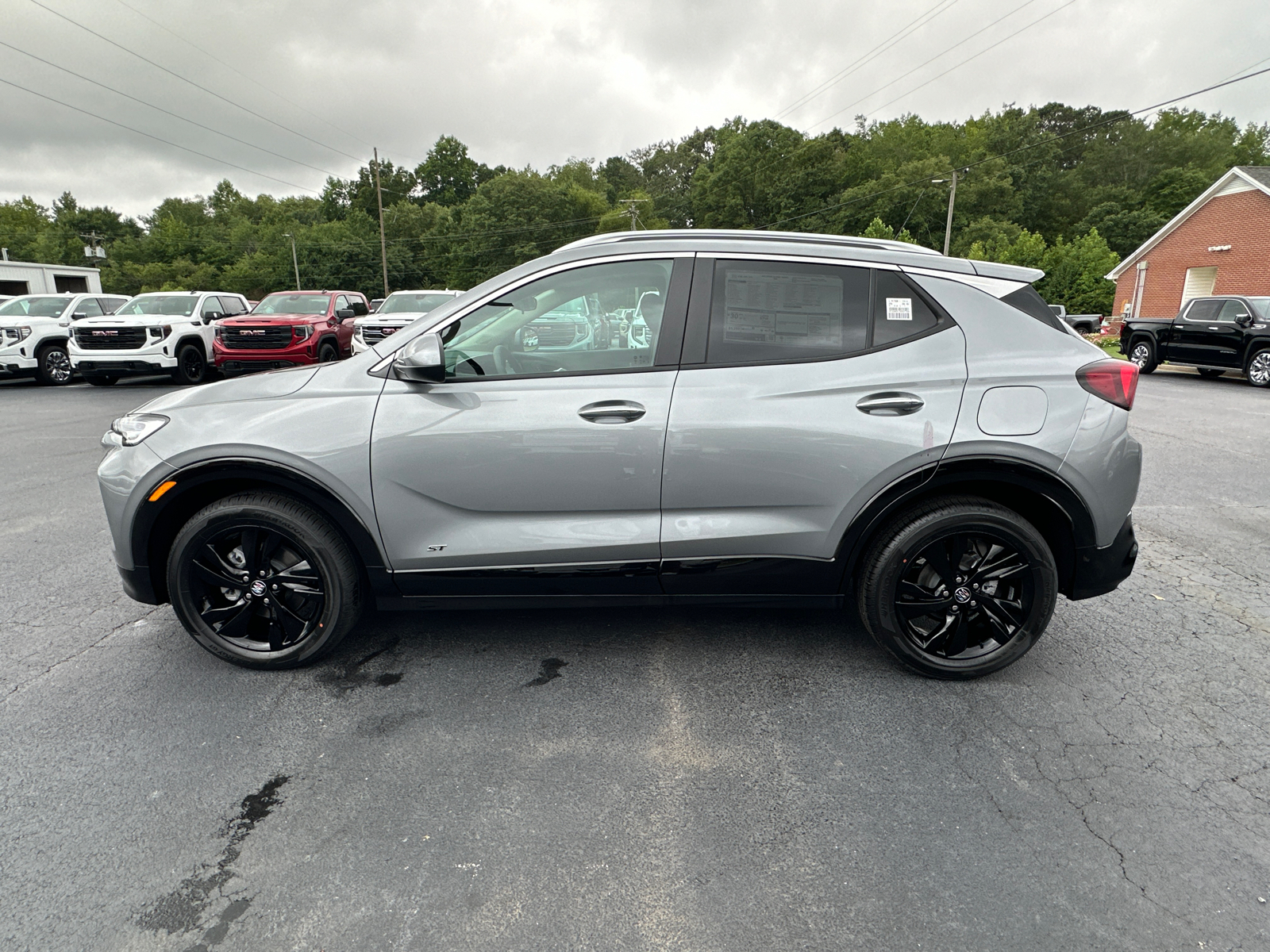 2025 Buick Encore GX Sport Touring 9