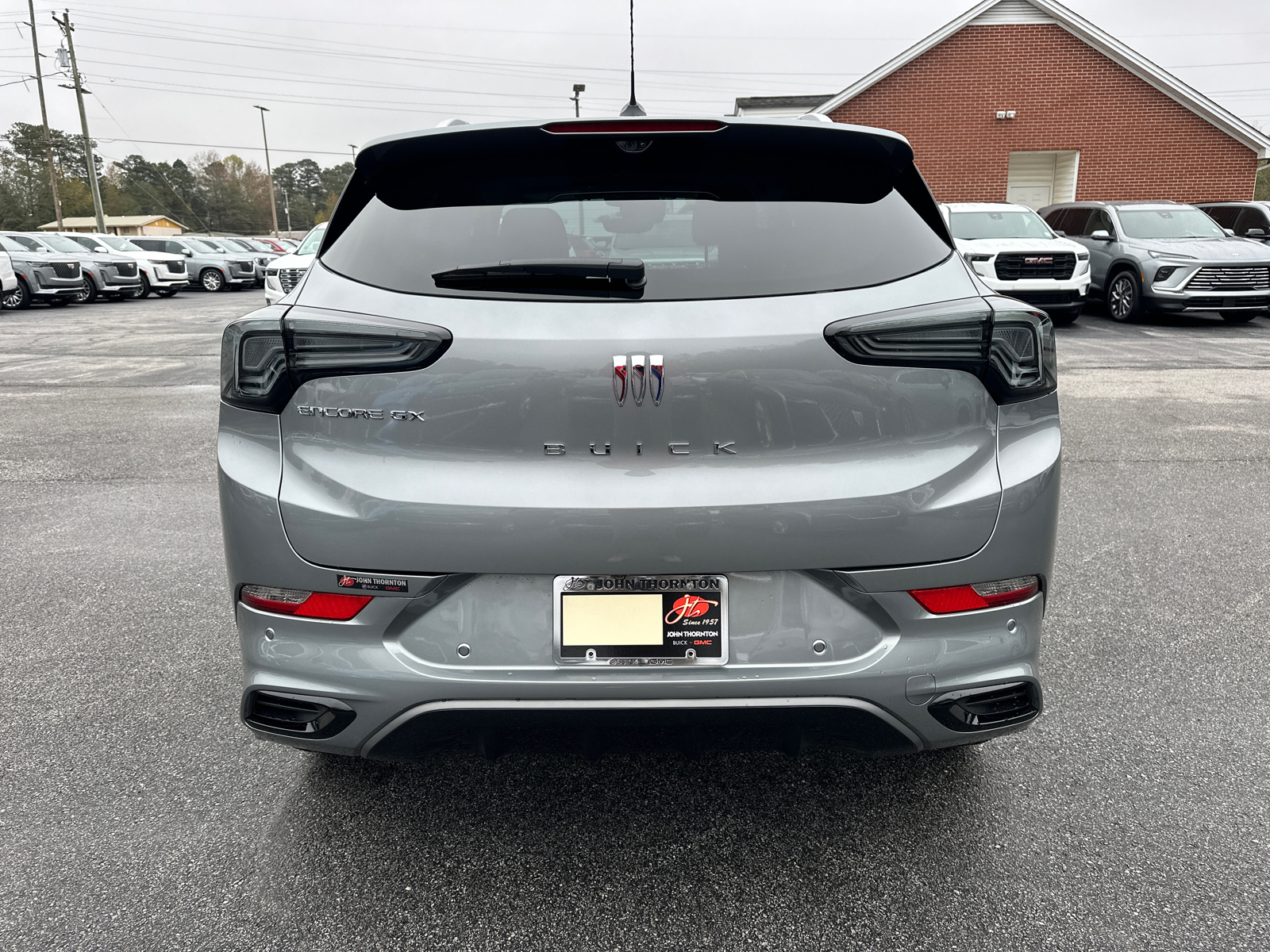 2025 Buick Encore GX Avenir 8