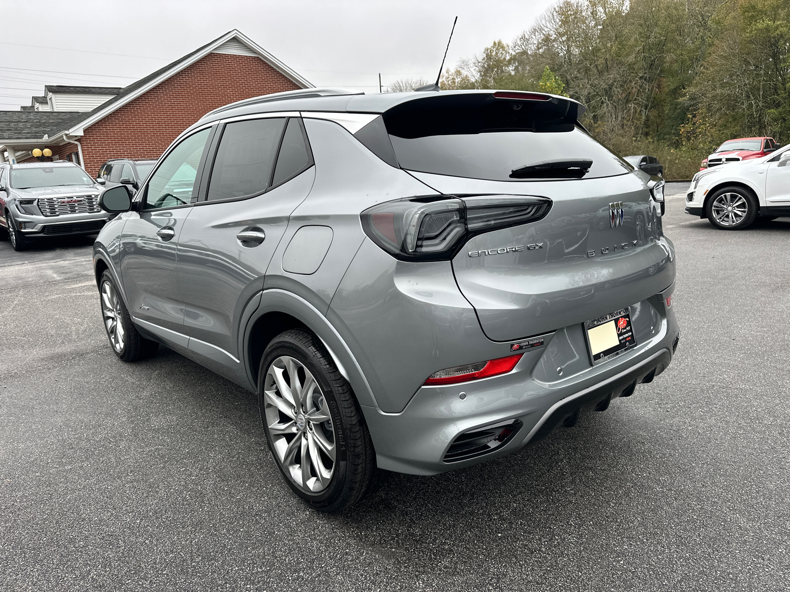 2025 Buick Encore GX Avenir 9