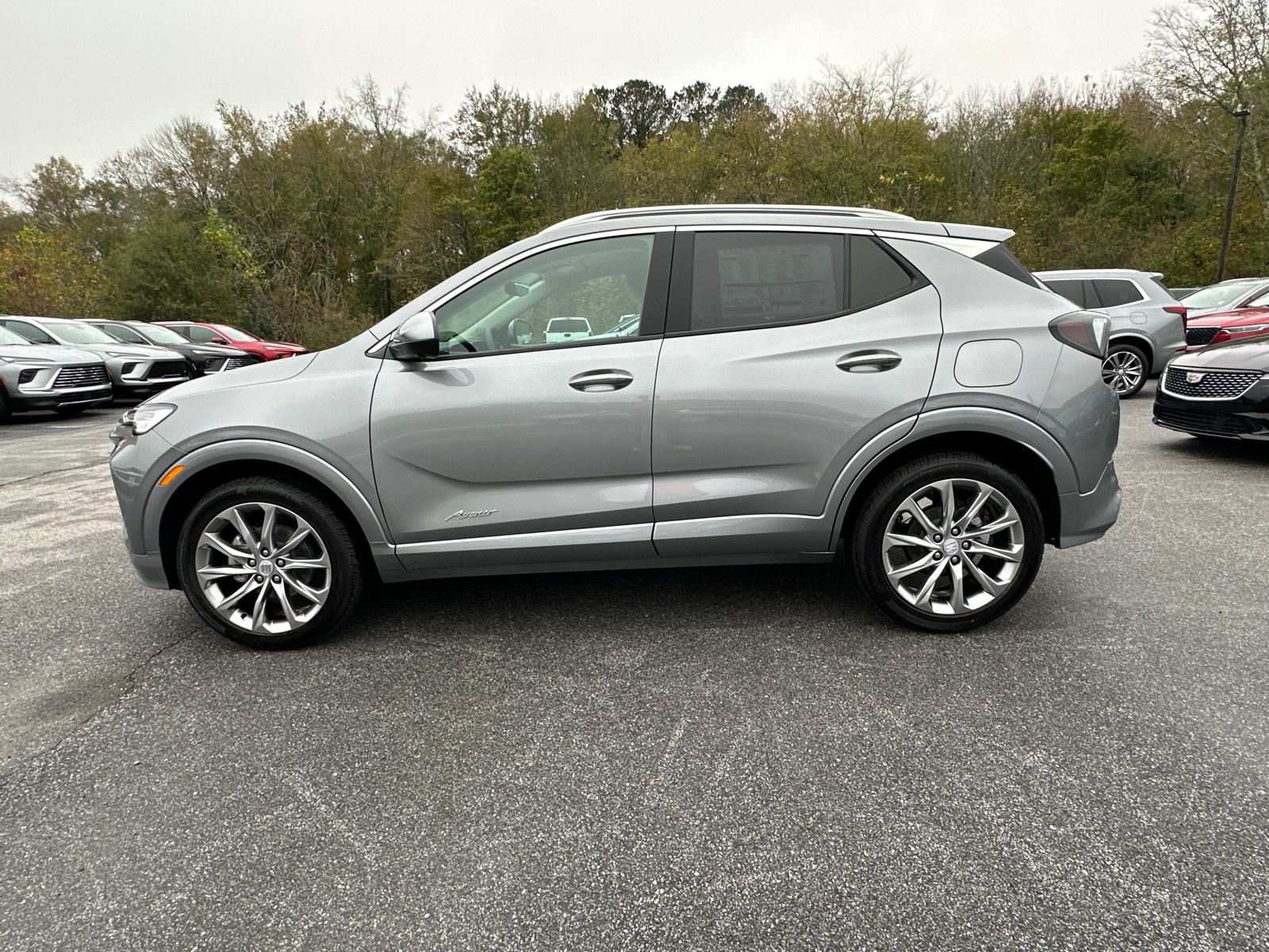 2025 Buick Encore GX Avenir 10