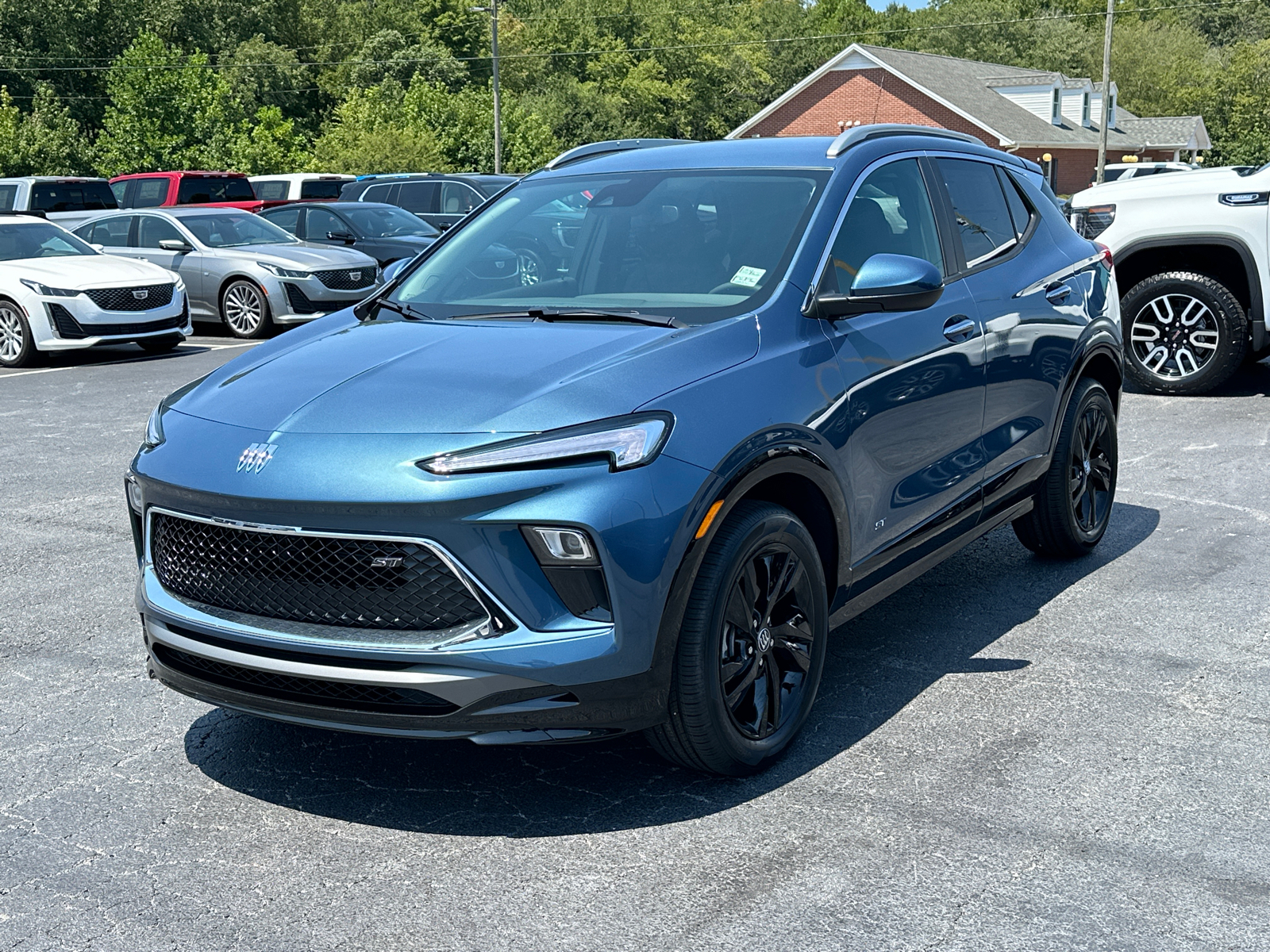 2025 Buick Encore GX Sport Touring 2