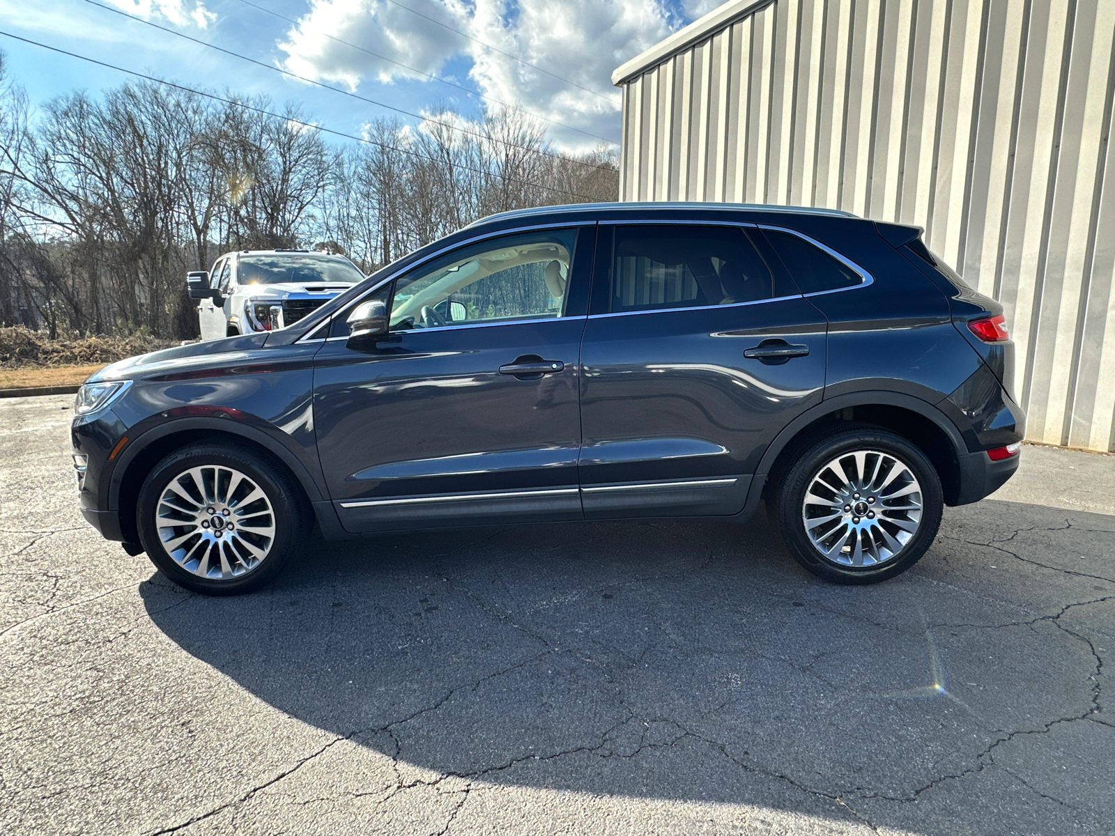 2015 Lincoln MKC Base 9