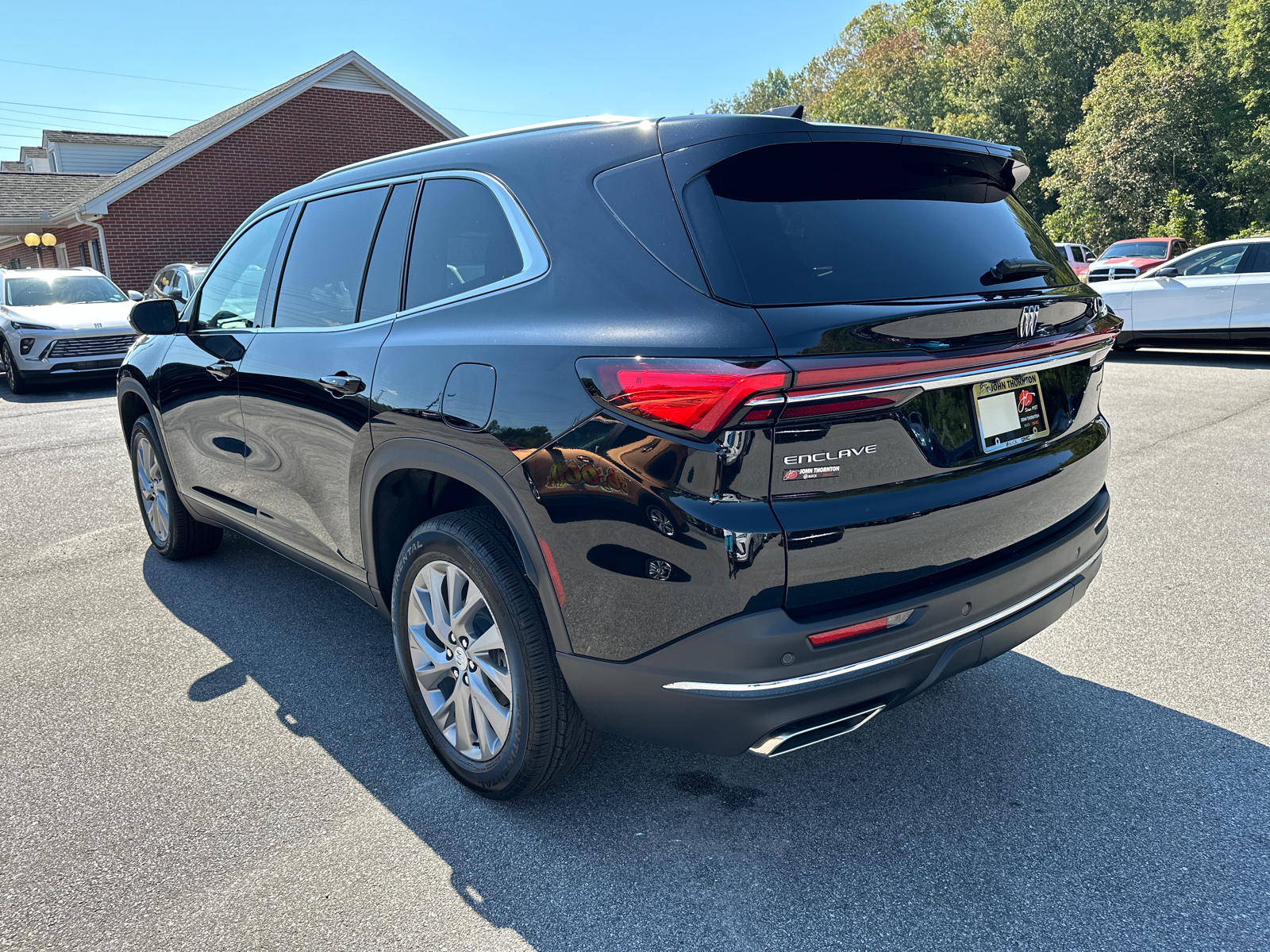 2025 Buick Enclave Preferred 8