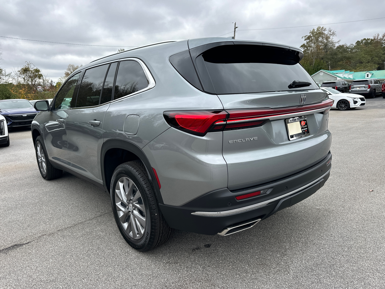 2025 Buick Enclave Preferred 8