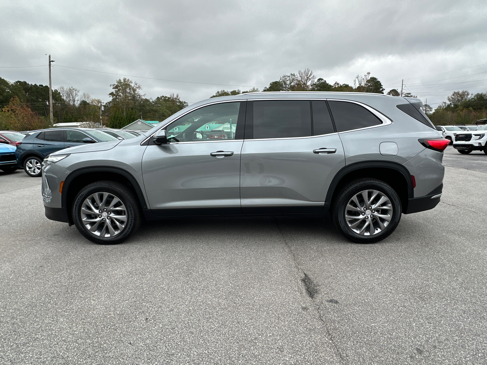 2025 Buick Enclave Preferred 9