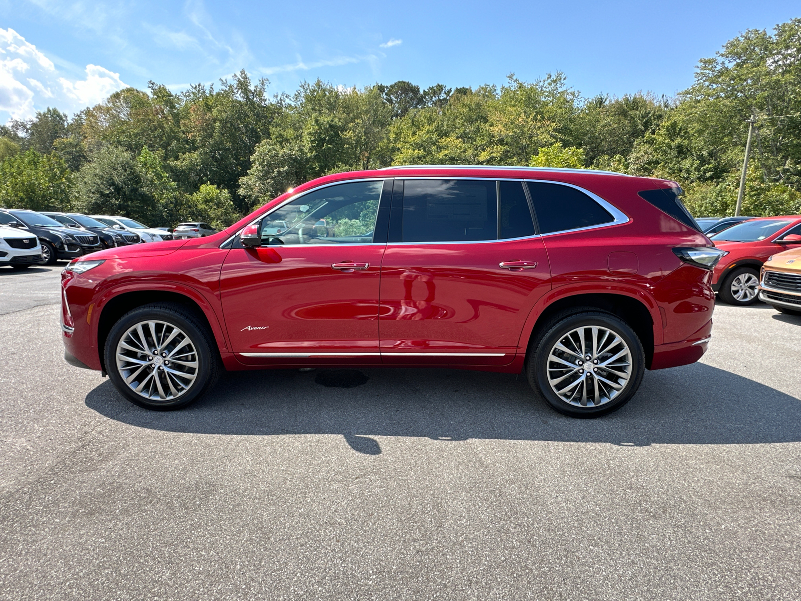 2025 Buick Enclave Avenir 9