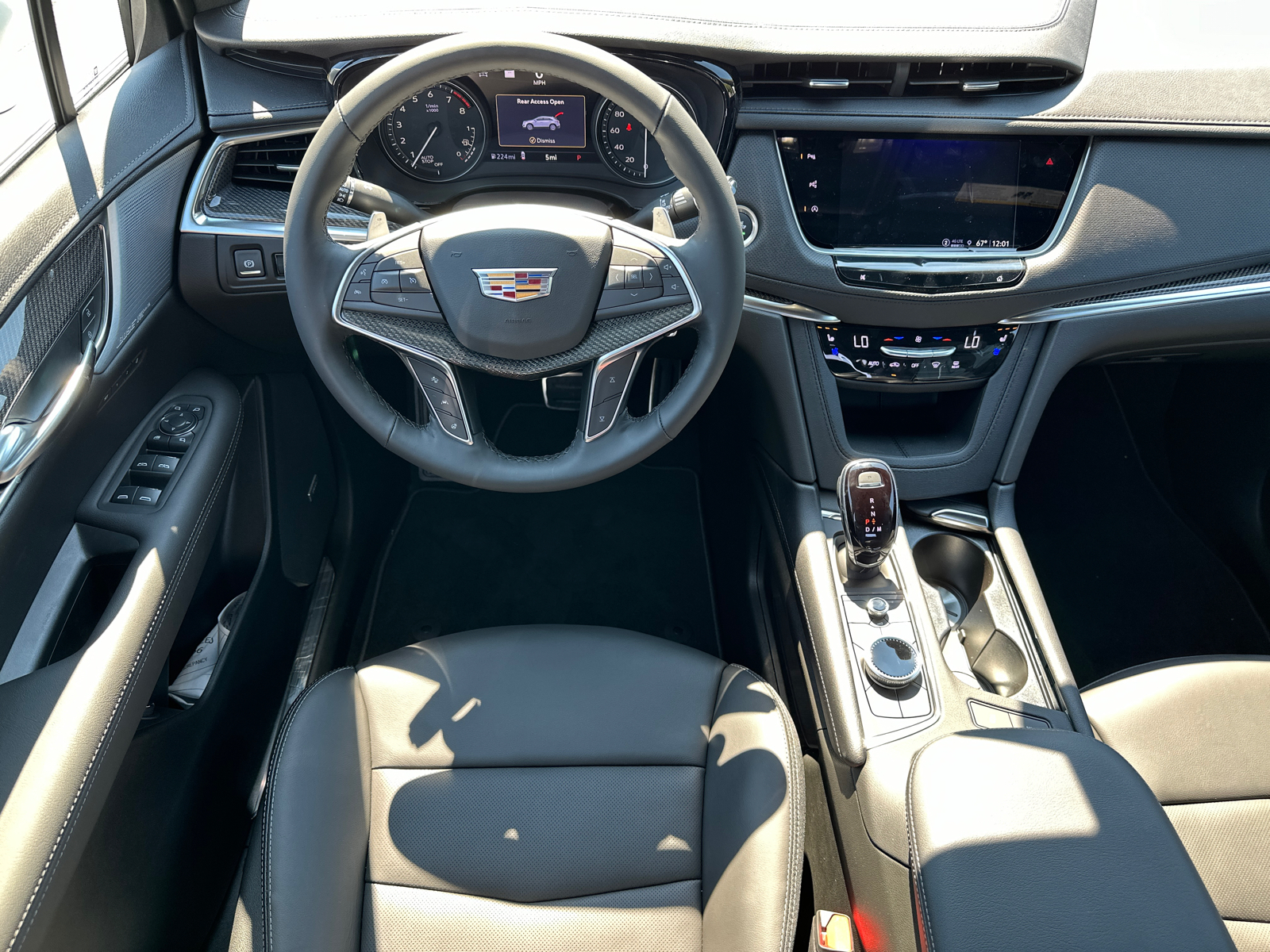 2025 Cadillac XT5 Sport 23