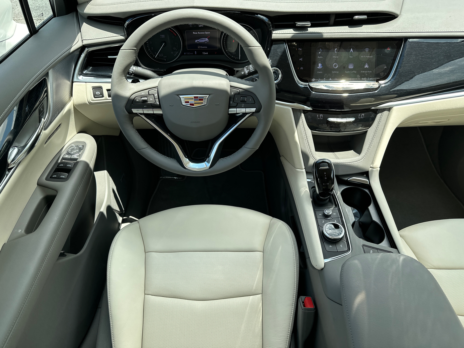 2025 Cadillac XT6 Premium Luxury 23