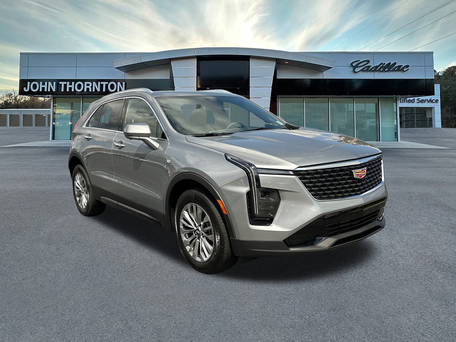 2025 Cadillac XT4 Premium Luxury 3