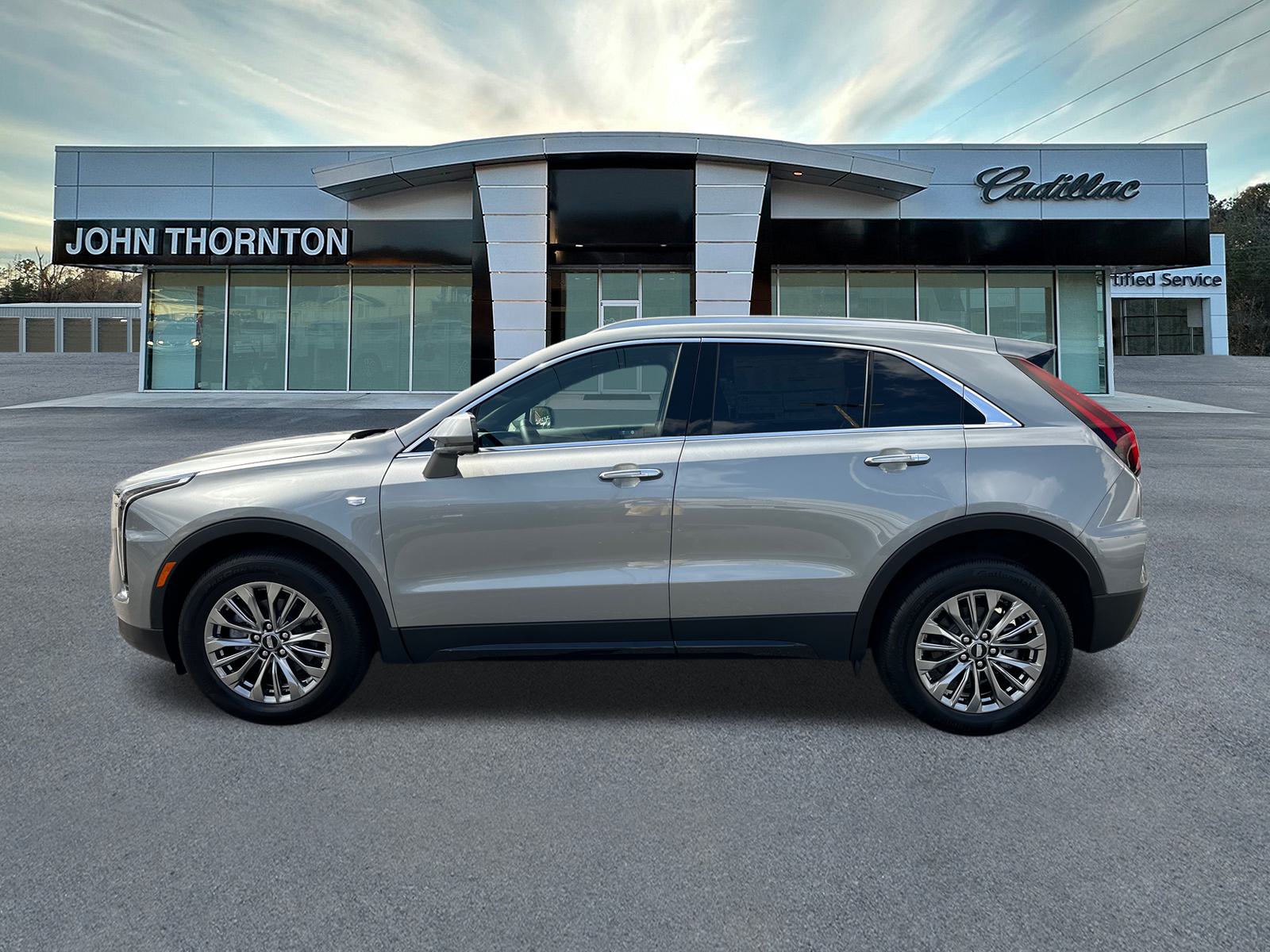 2025 Cadillac XT4 Premium Luxury 8