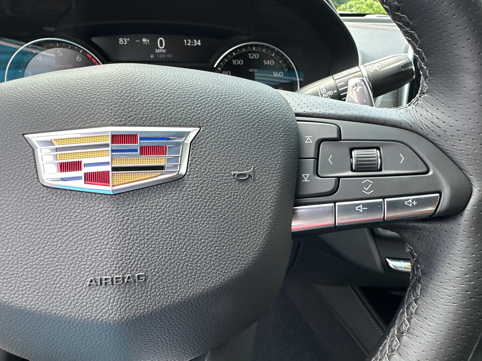 2025 Cadillac CT4 Sport 25