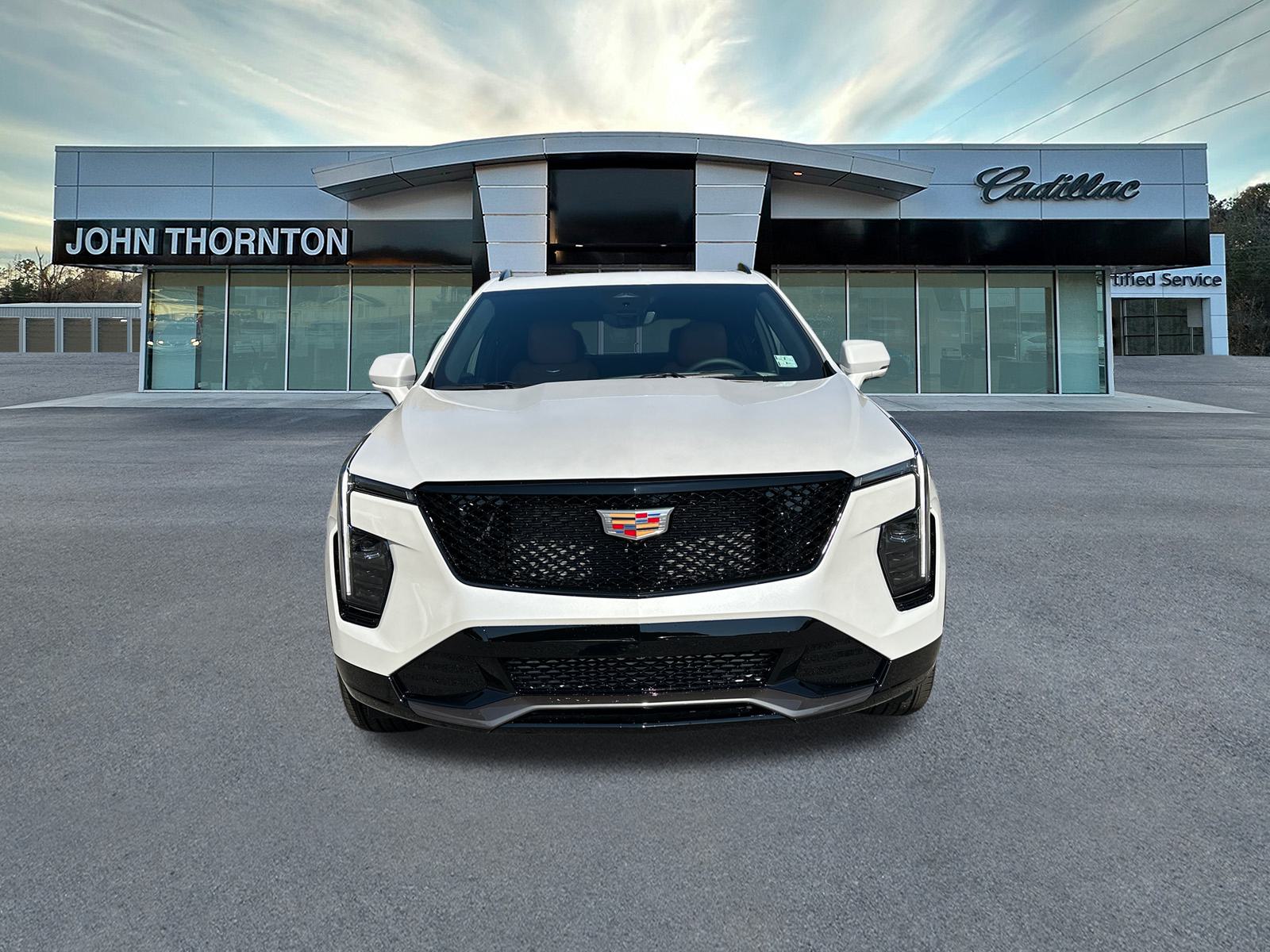 2025 Cadillac XT4 Sport 2