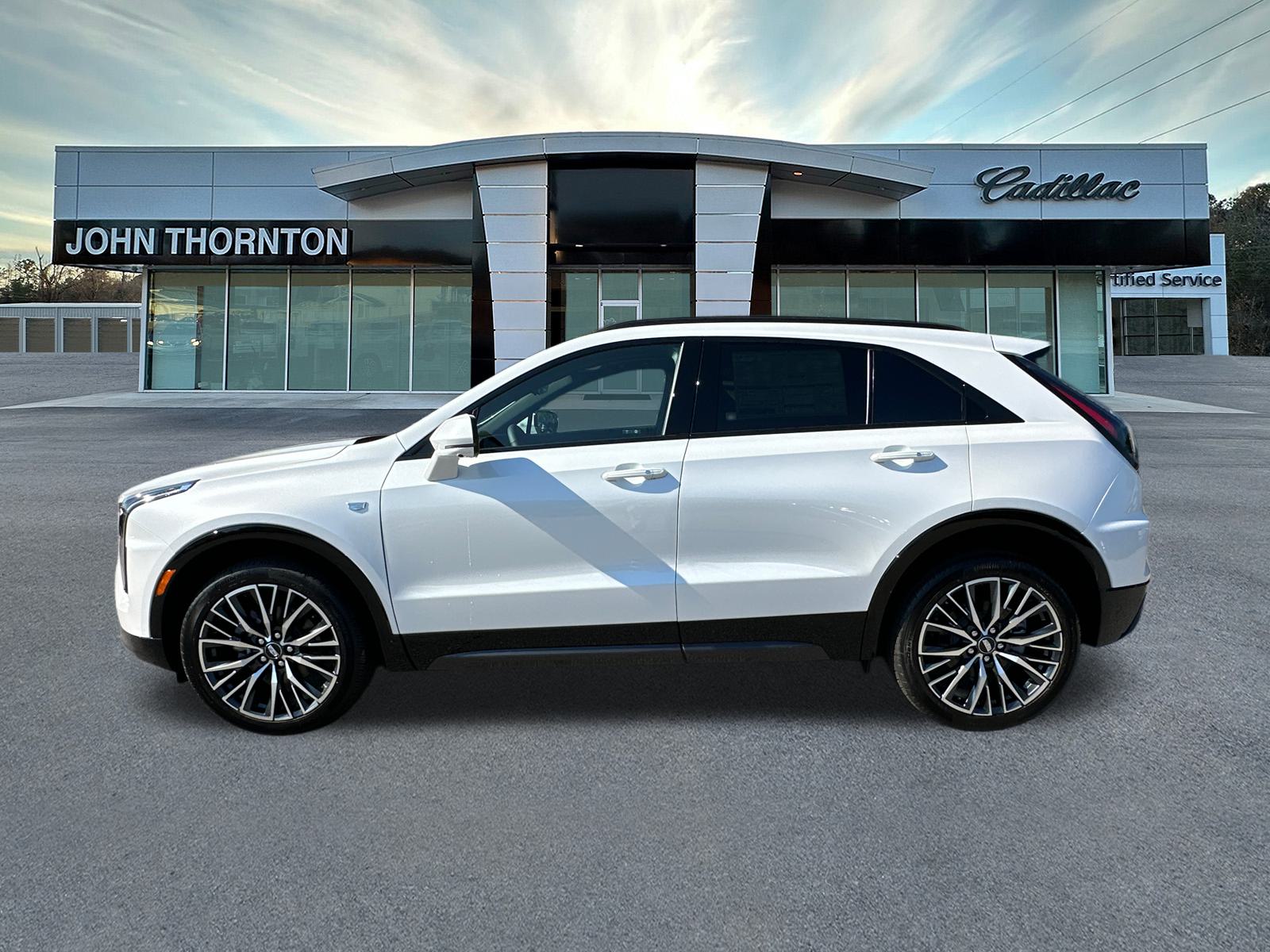 2025 Cadillac XT4 Sport 8