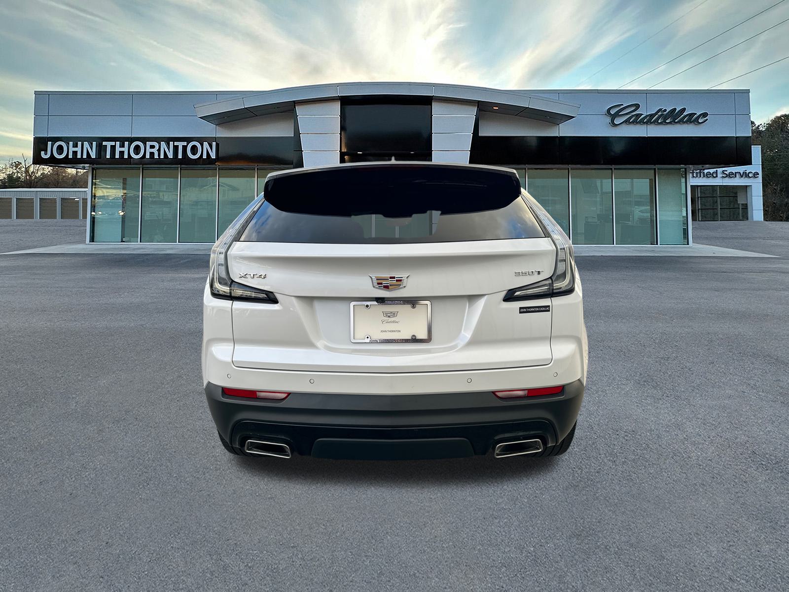 2022 Cadillac XT4 Sport 6