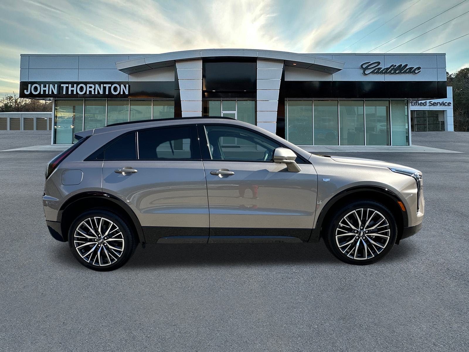 2025 Cadillac XT4 Sport 4