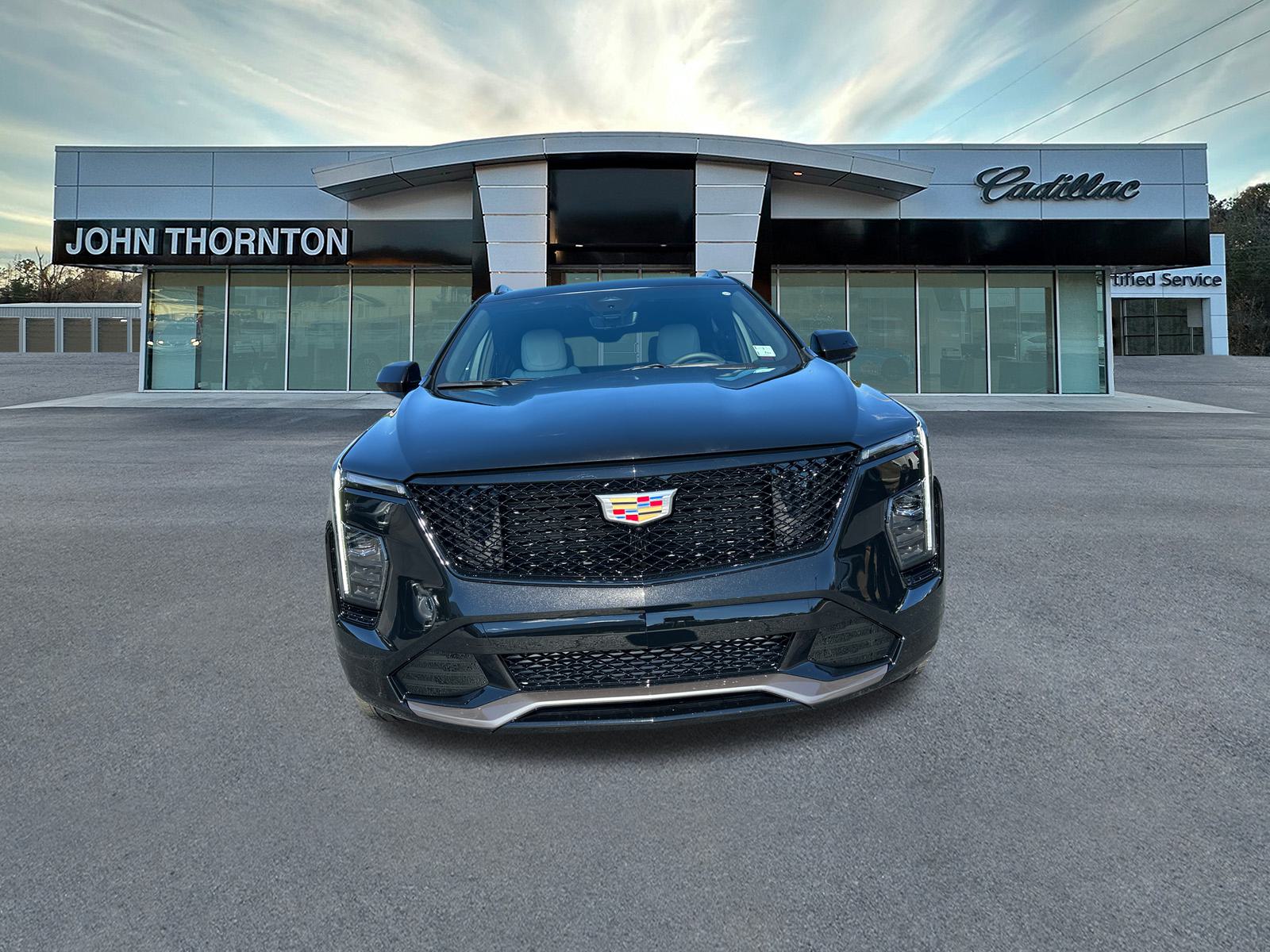 2025 Cadillac XT4 Sport 2