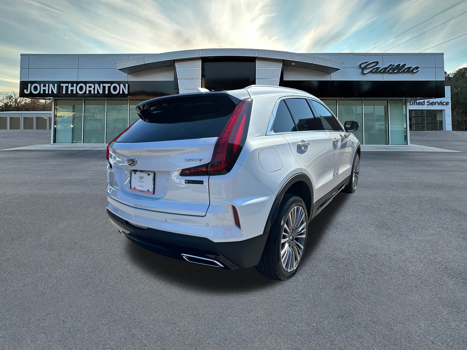 2025 Cadillac XT4 Premium Luxury 5