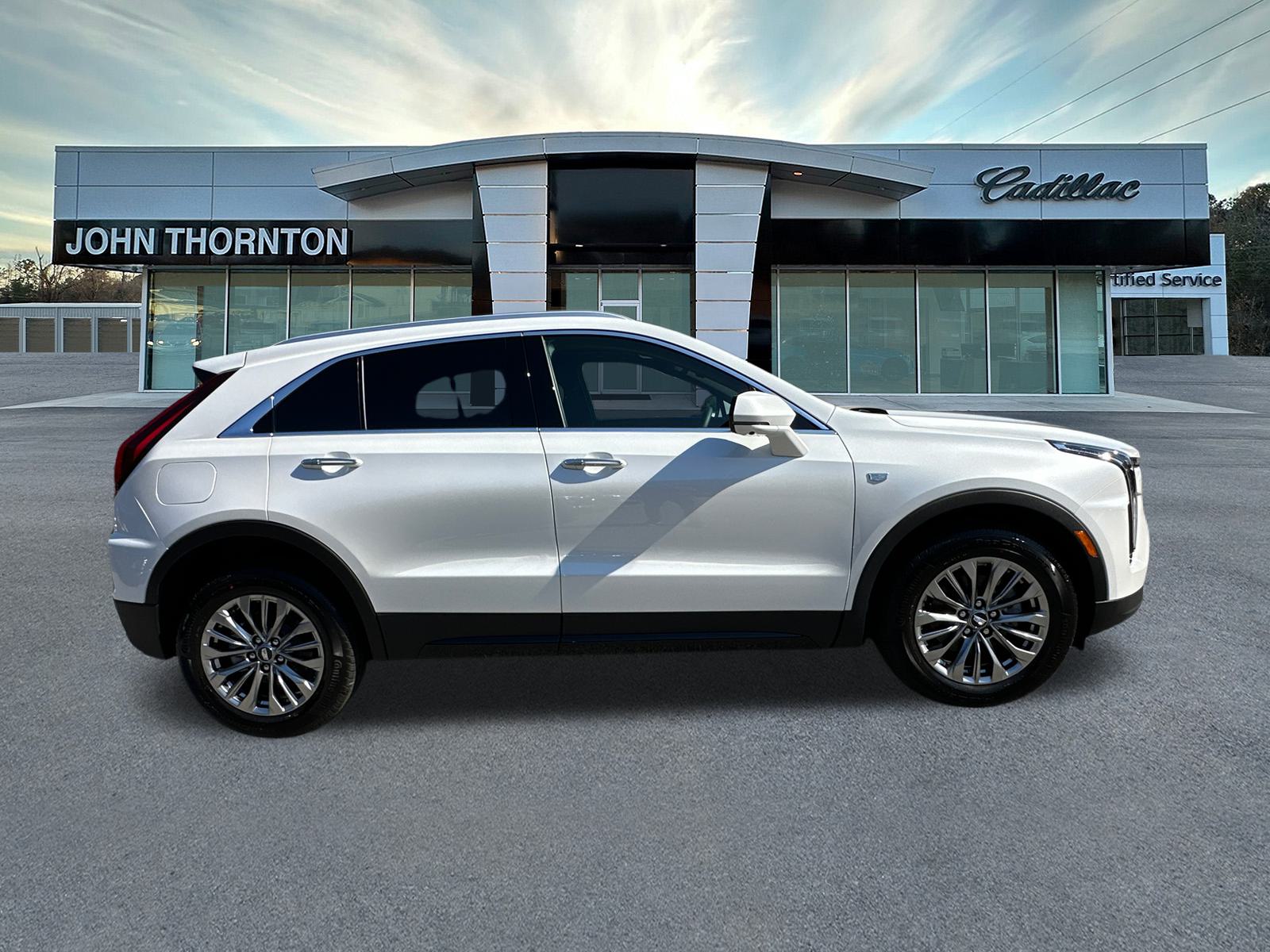 2025 Cadillac XT4 Premium Luxury 4