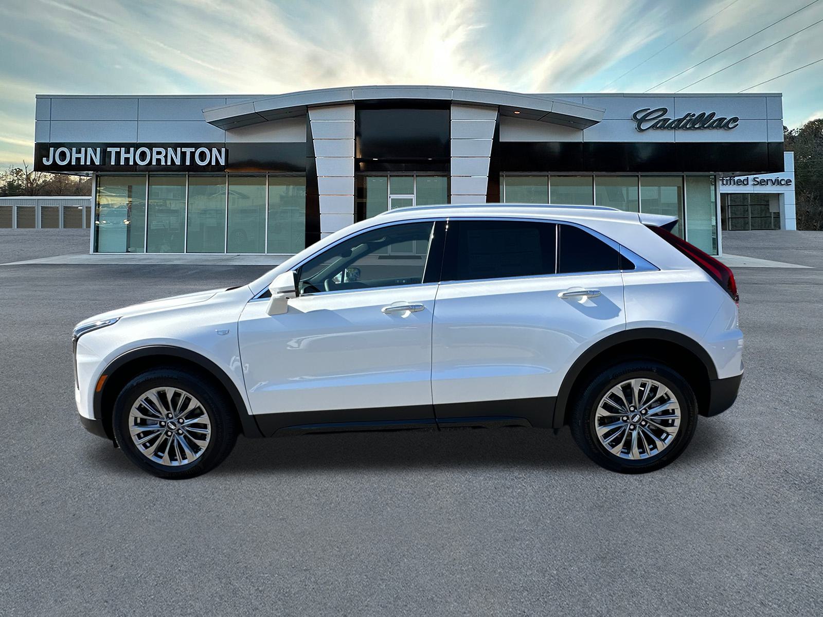 2025 Cadillac XT4 Premium Luxury 8