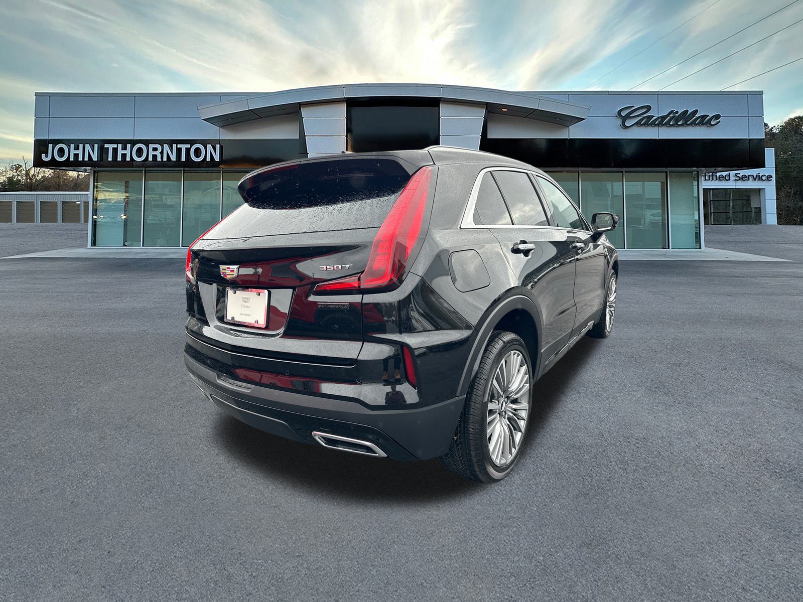 2025 Cadillac XT4 Premium Luxury 5