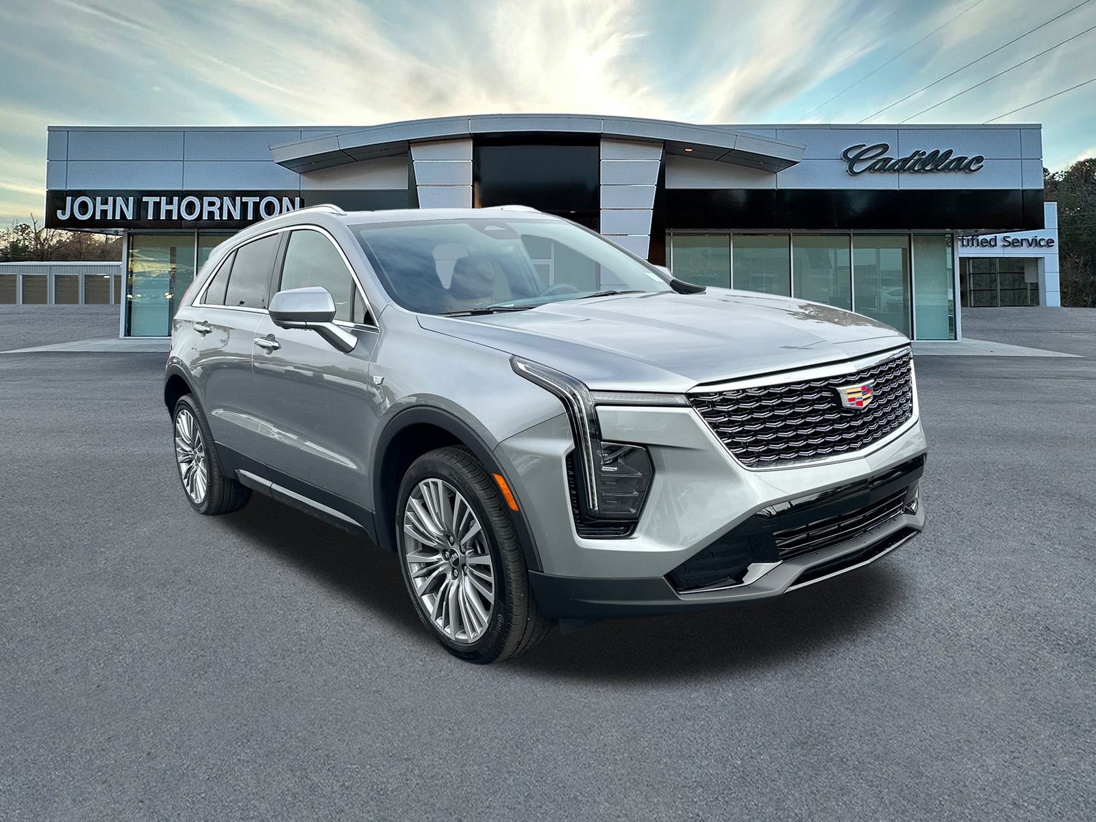 2025 Cadillac XT4 Premium Luxury 3