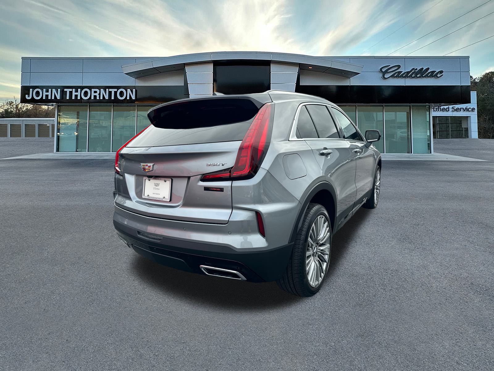 2025 Cadillac XT4 Premium Luxury 5