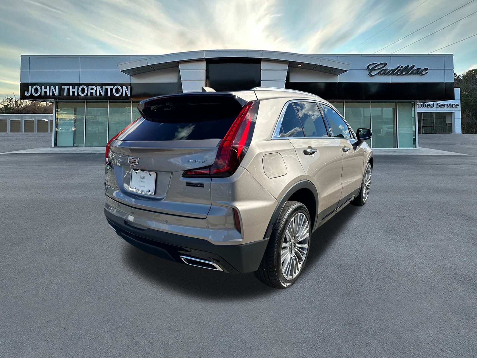 2025 Cadillac XT4 Premium Luxury 5