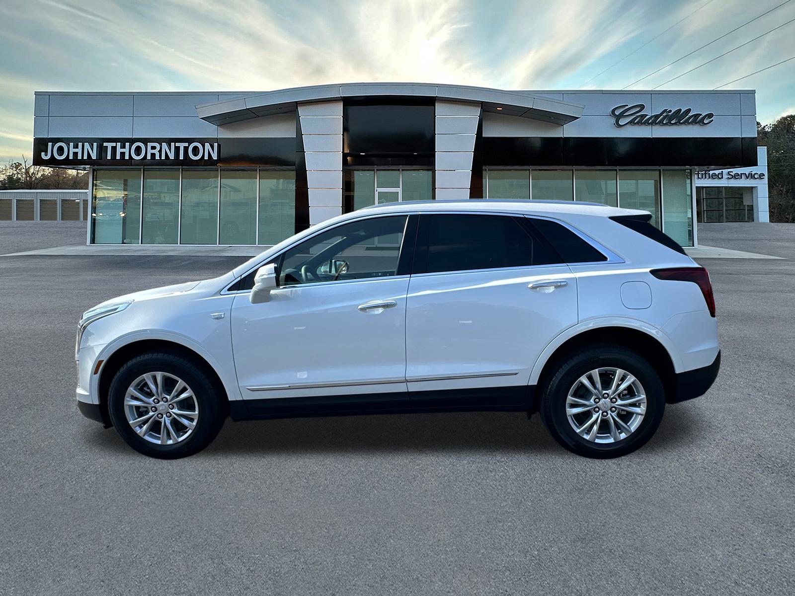 2025 Cadillac XT5 Luxury 8