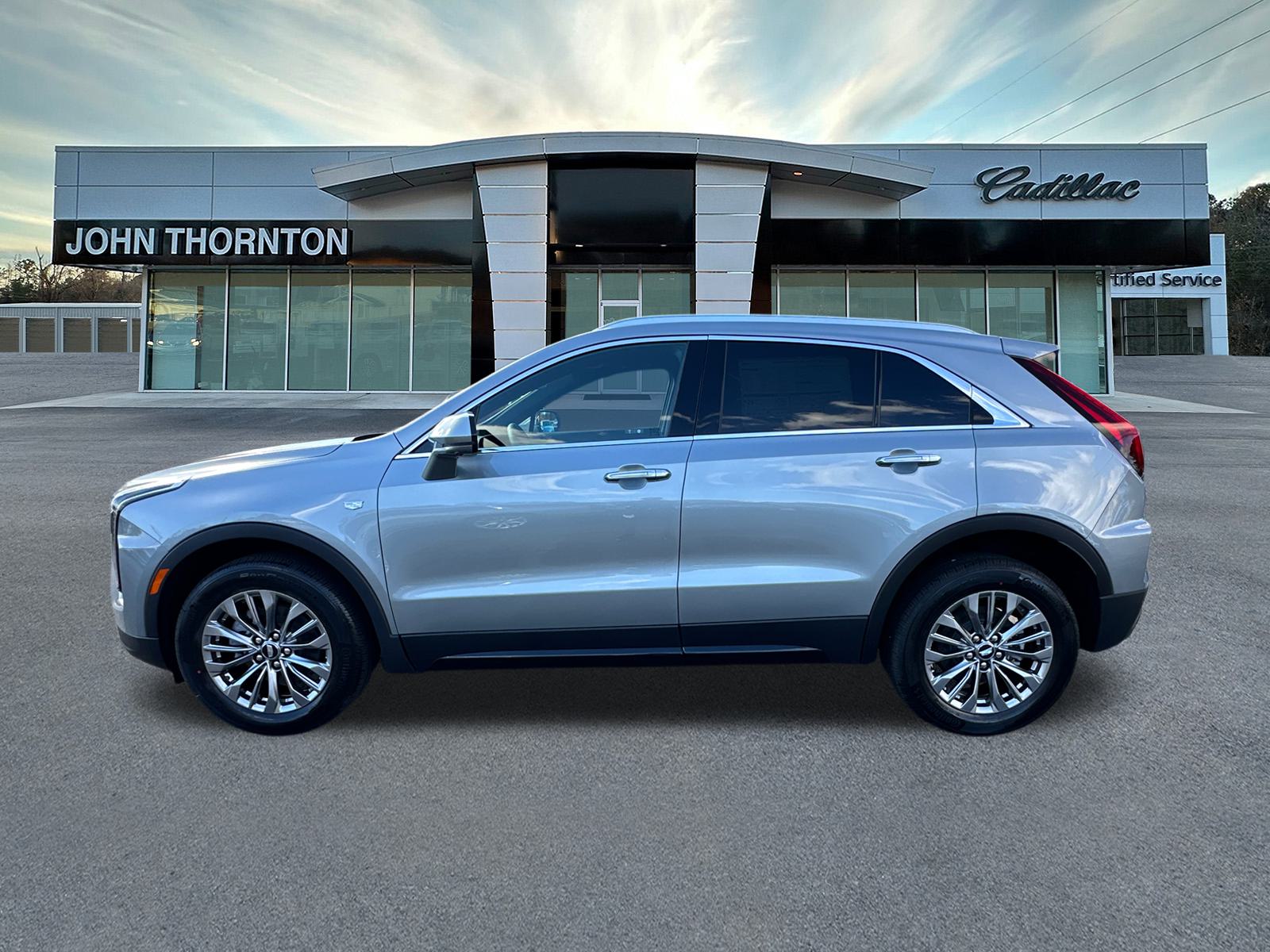 2025 Cadillac XT4 Premium Luxury 8