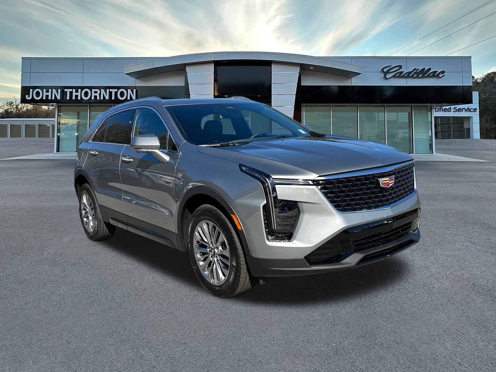 2025 Cadillac XT4 Premium Luxury 3